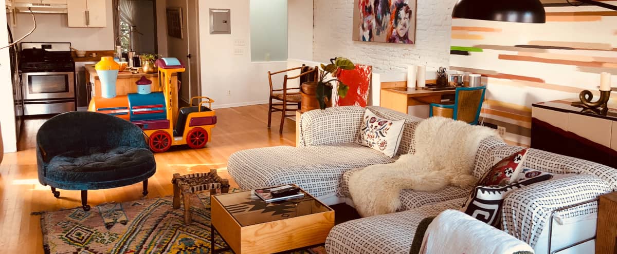 Artistic Loft W Fireplace Manhattan Skyline Day Retreats