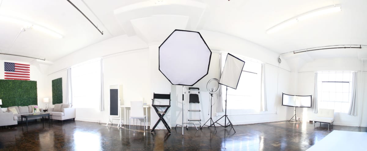 Gorgeous Studio With Amazing Natural Light and Free Lighting Equipment in Los Angeles Hero Image in Central LA, Los Angeles, CA