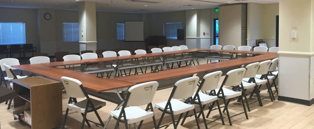 Spacious Bright And Welcoming Multipurpose Event Center With Kitchen And Lounge Seattle Wa Event Peerspace