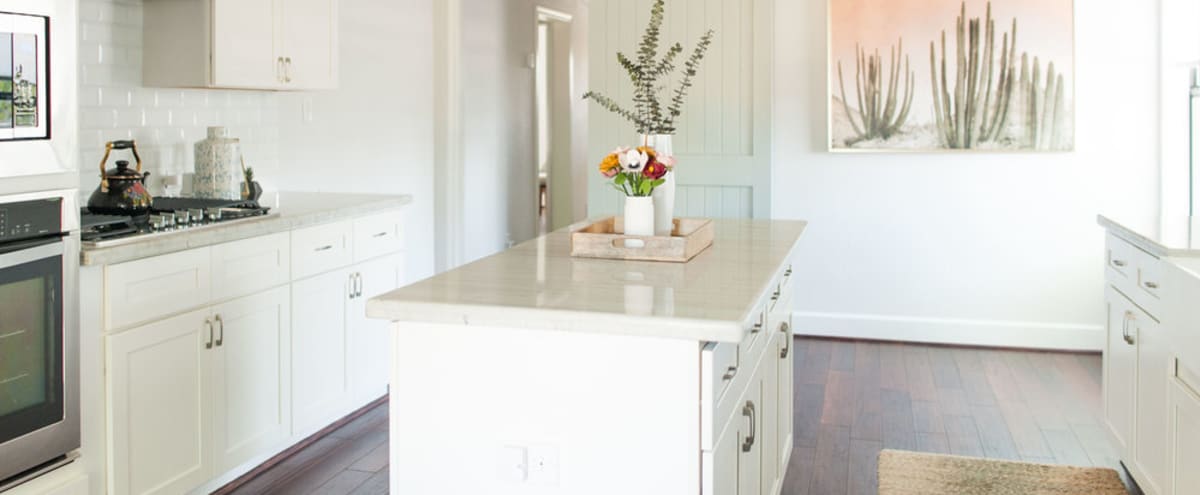 Bright Kitchen For Portrait Fashion Photography M Th Only After