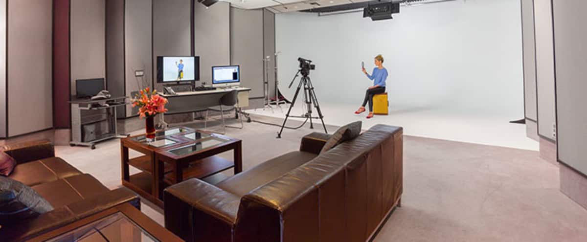 Soundproof Digital Video Production Stage And Photography Studio