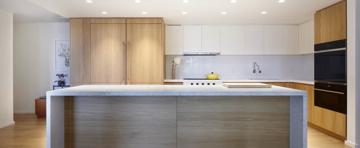 Large Modern Apt With Open Plan Living Clean Minimal Look