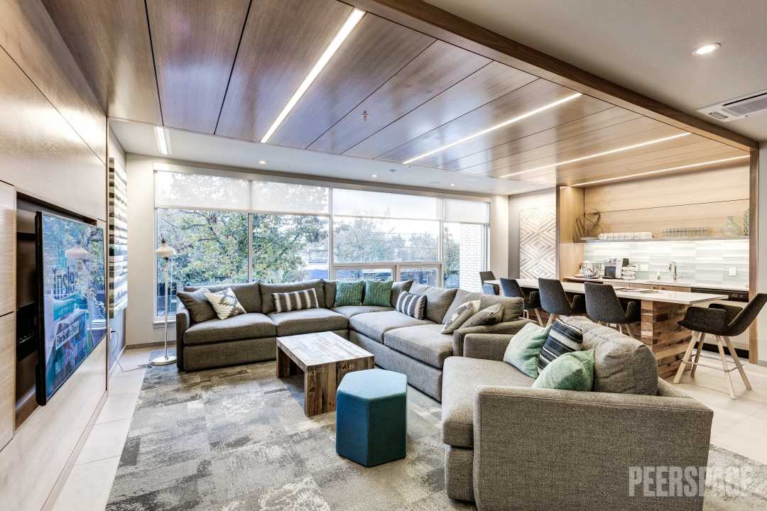 19 Version 6psd (1)_edited.jpg