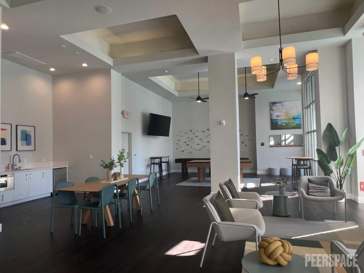 19 Version 6psd (1)_edited.jpg