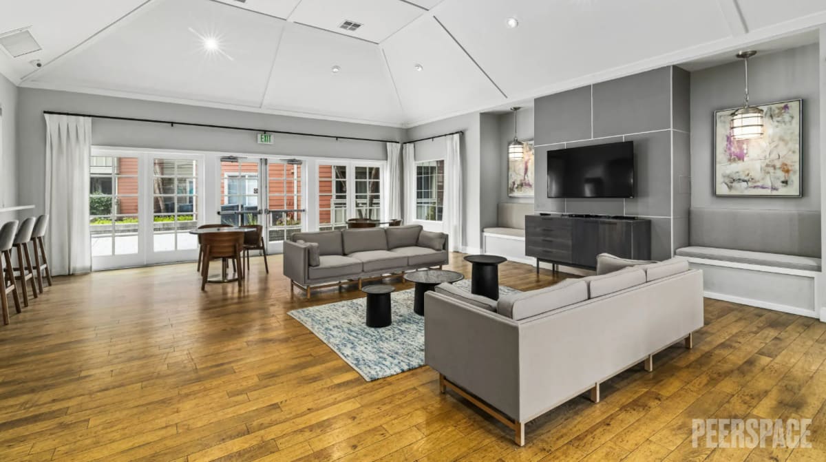 19 Version 6psd (1)_edited.jpg