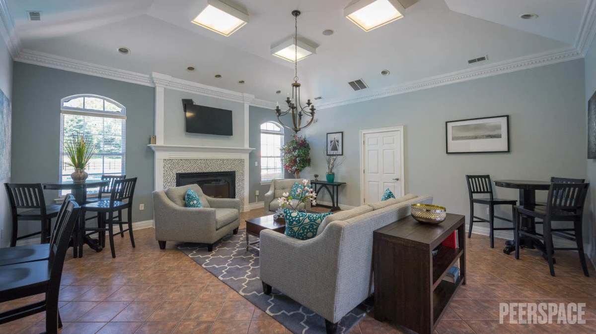 19 Version 6psd (1)_edited.jpg