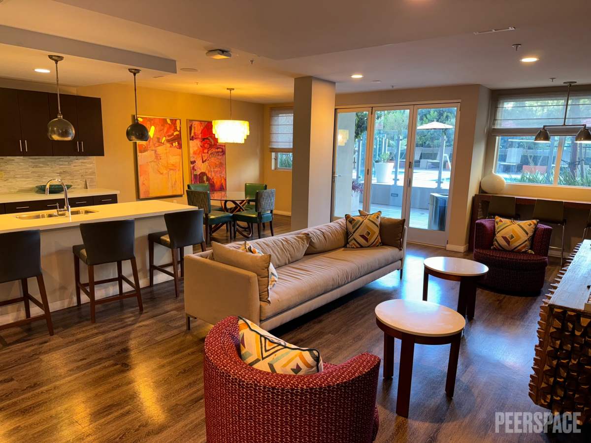 19 Version 6psd (1)_edited.jpg