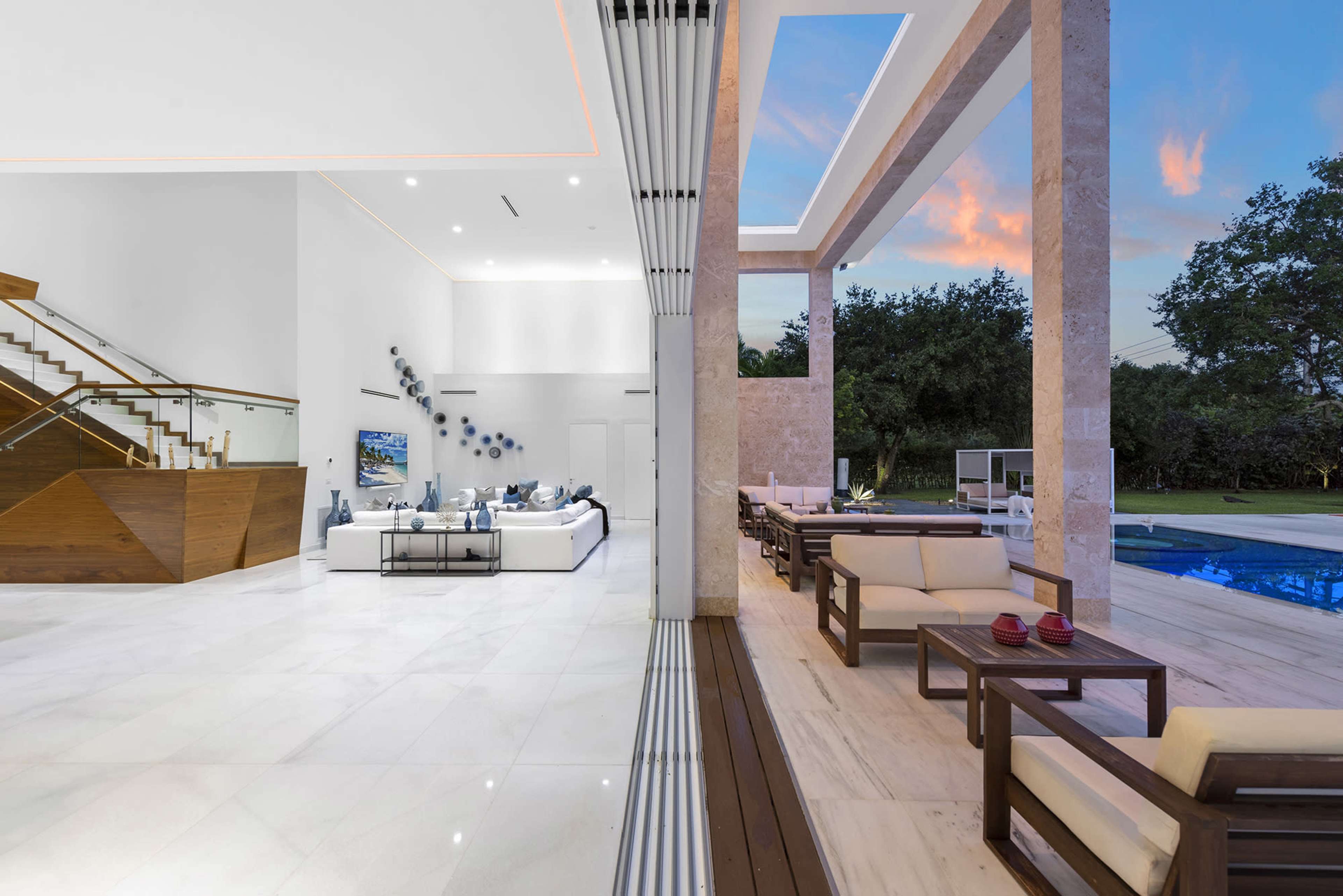 Verde Retreat Image in Pinecrest, Pinecrest, FL