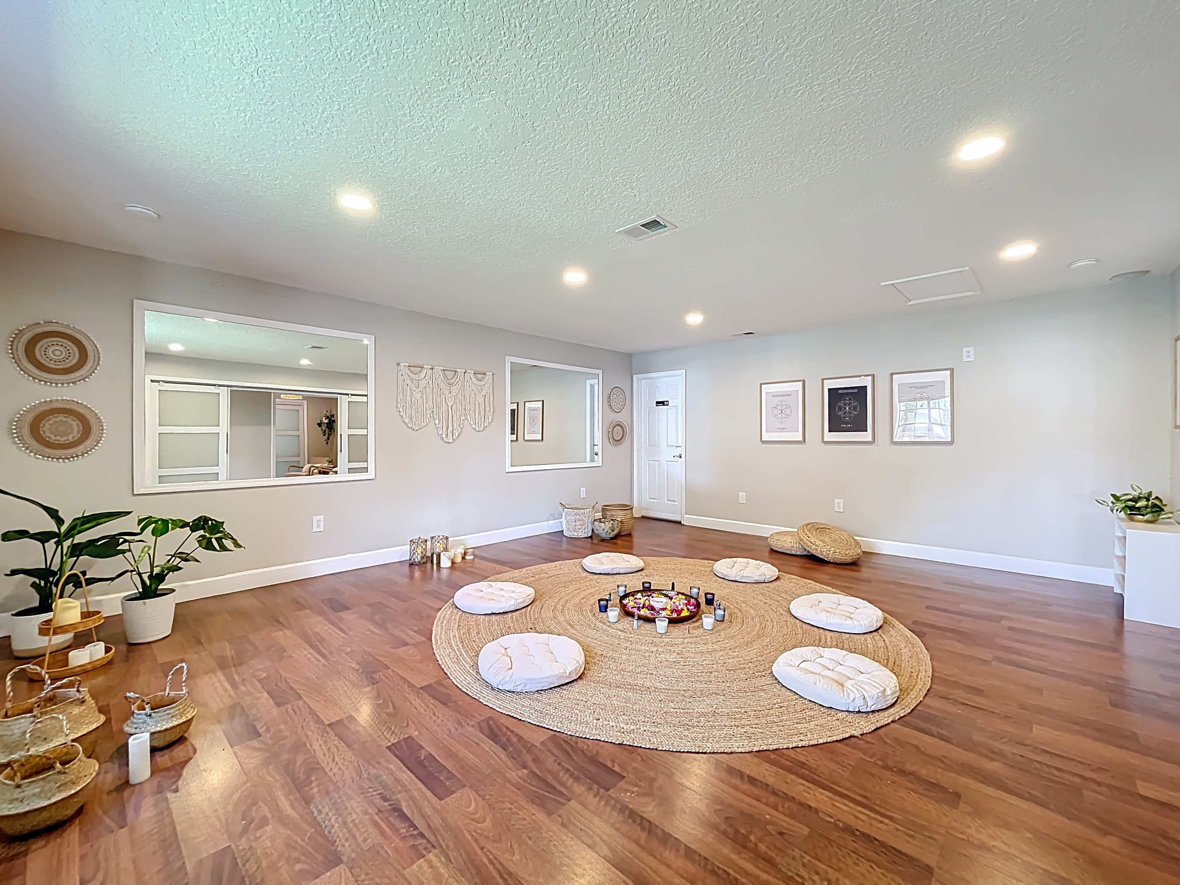 “The Holistic Spot” - wellness center meets sanctuary for the soul in Mount Dora FL Image in Mount Dora, Mount dora, FL