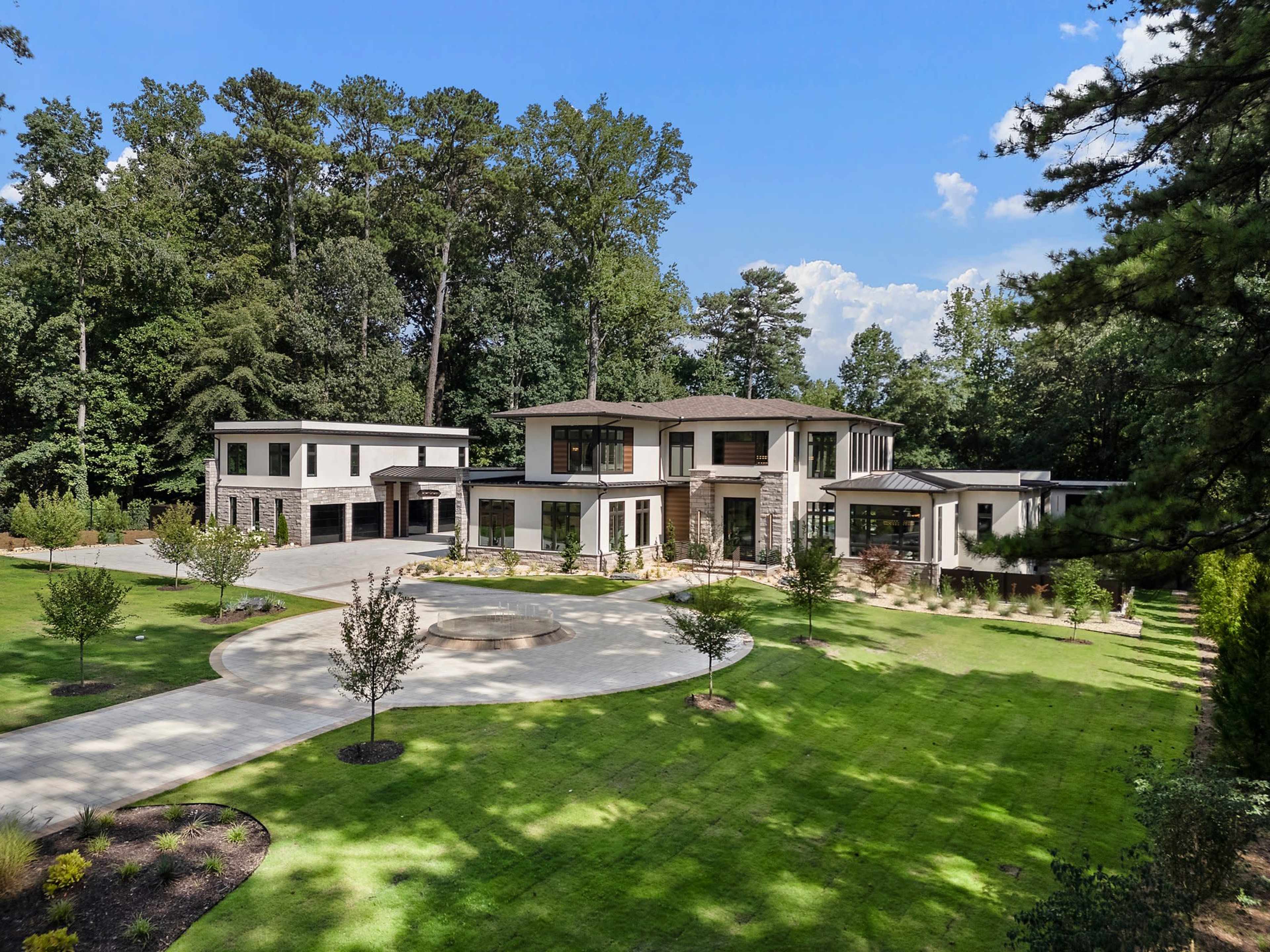 Modern Buckhead Estate with Luxury Pool and Backyard, Atlanta, GA ...
