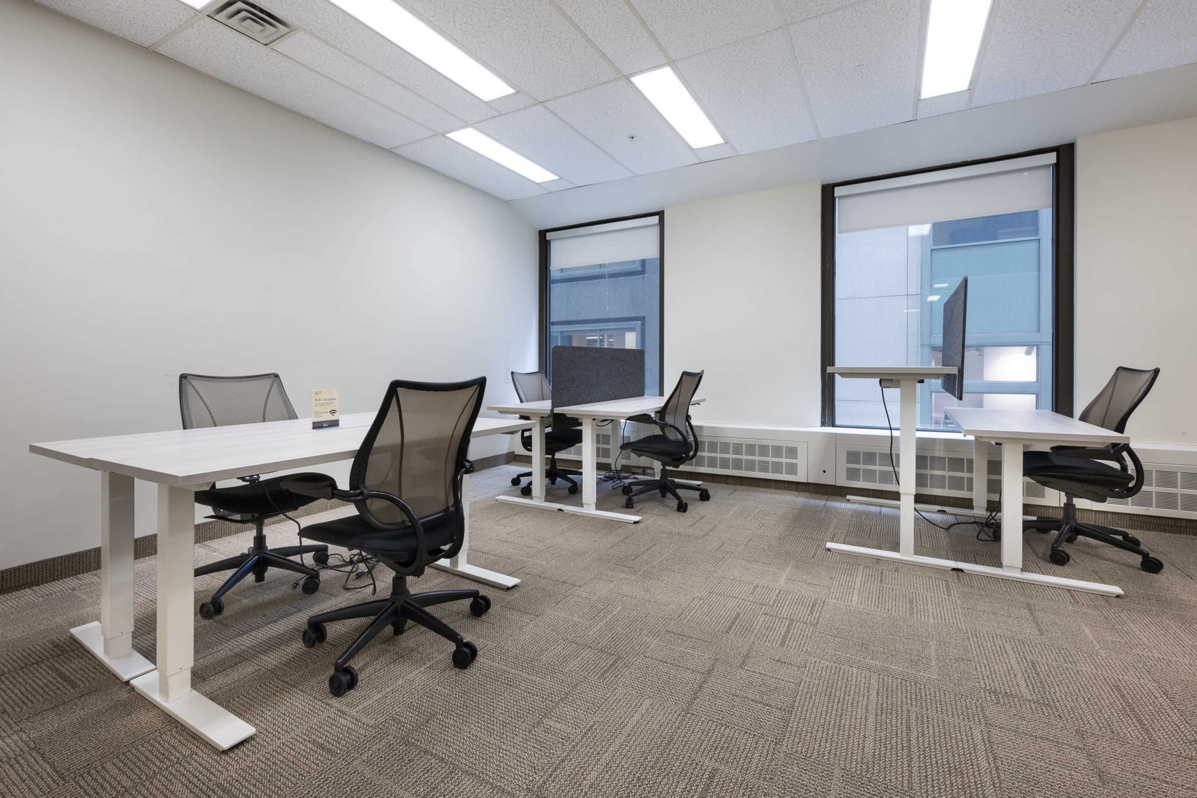 Flexday Suites - 141 Adelaide St. West Image in Yonge-Bay Corridor, Toronto, ON