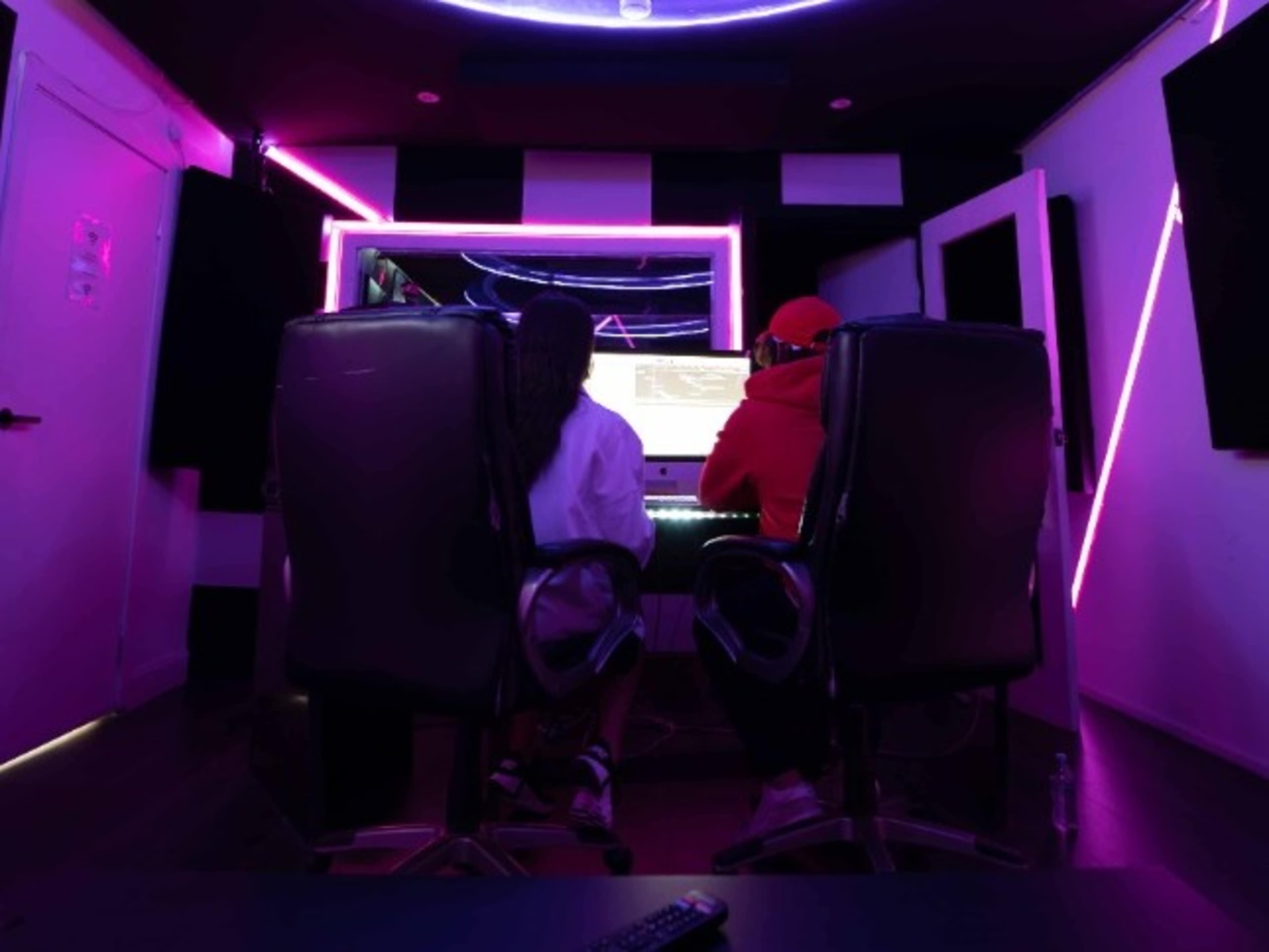 Engineer Booking