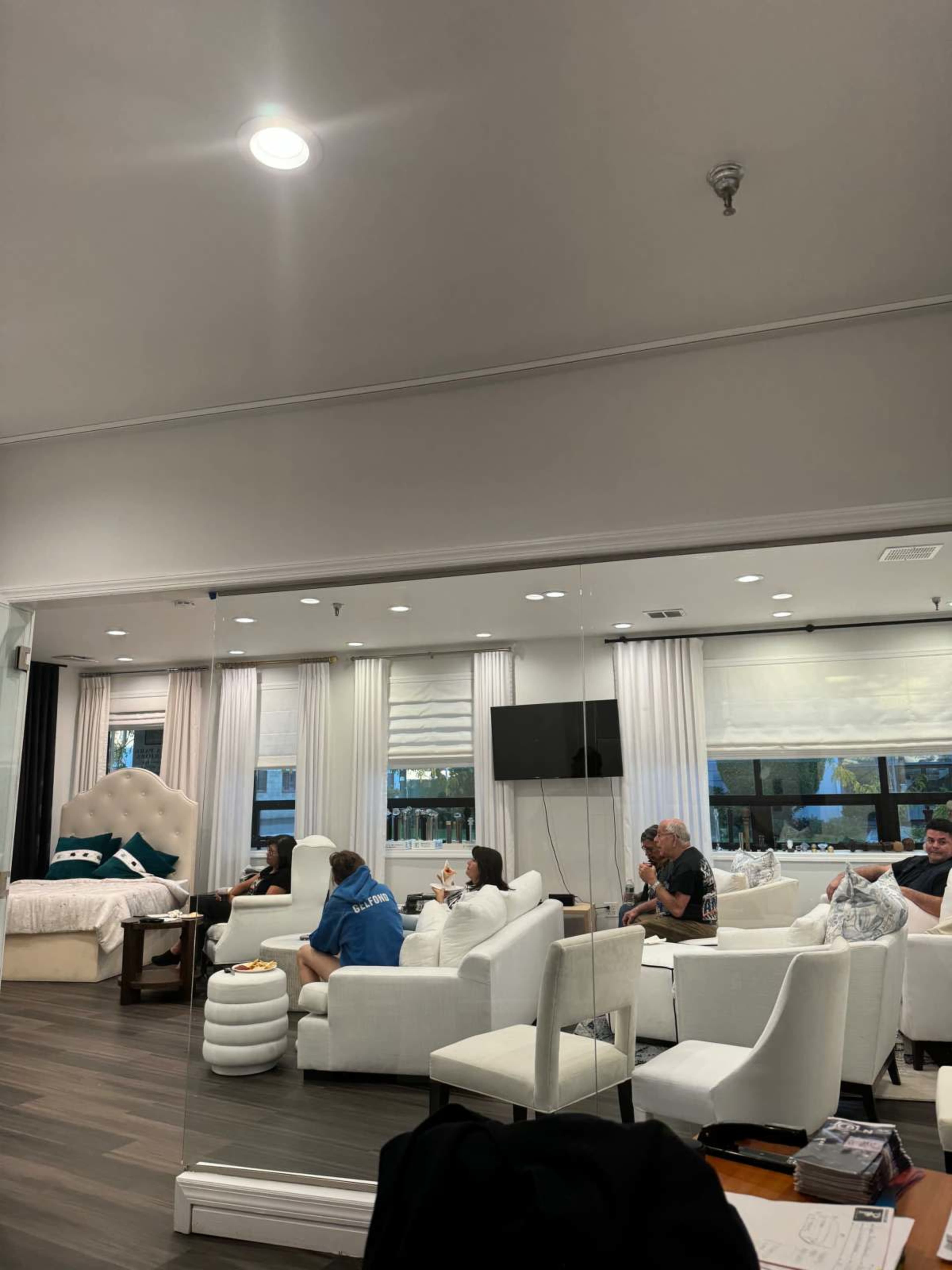 The White Room at 707 Image in Mamaroneck, Mamaroneck, NY