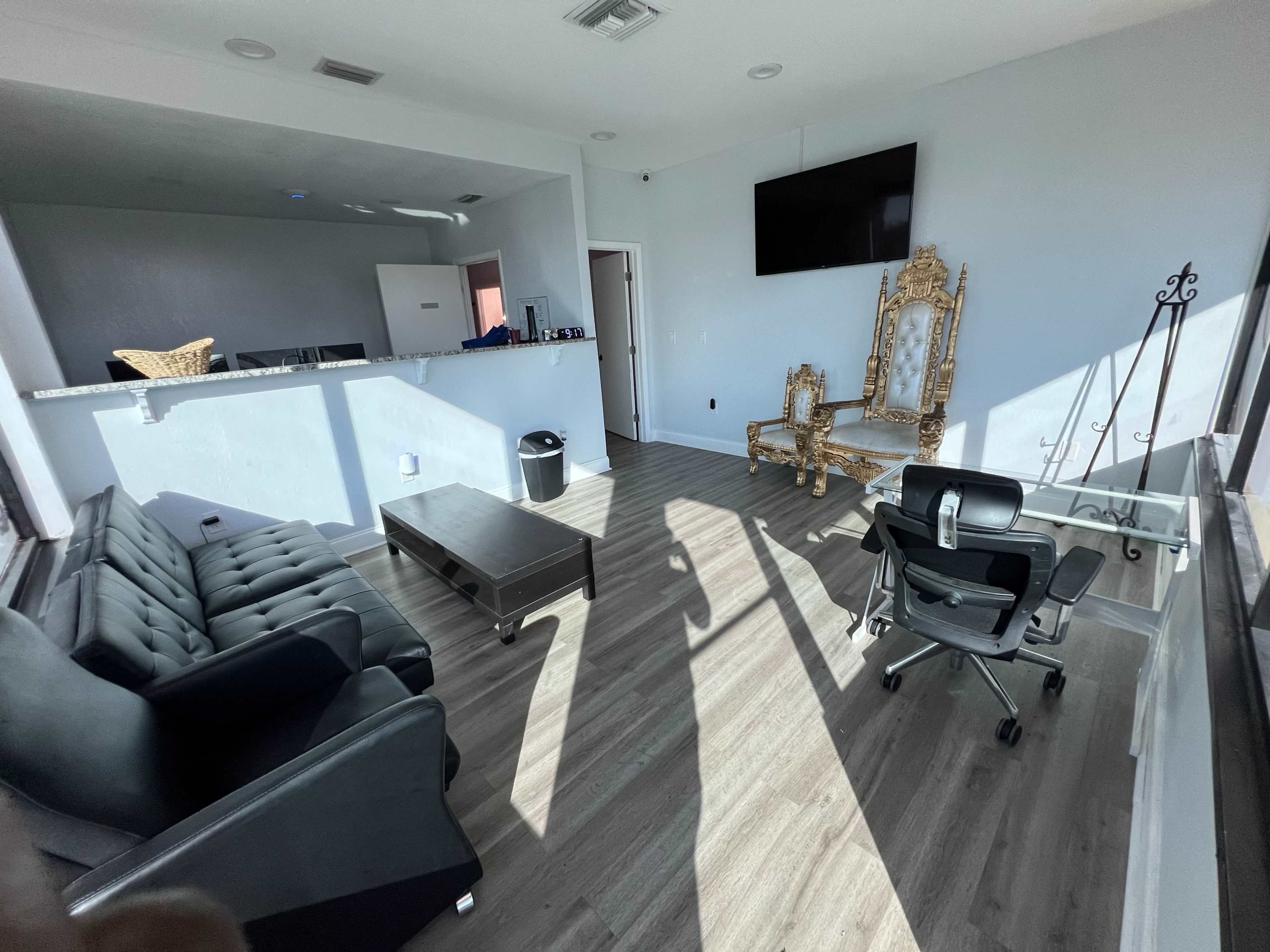 Cozy photo studio in Broward County Image in Pompano Beach, pompano beach, FL