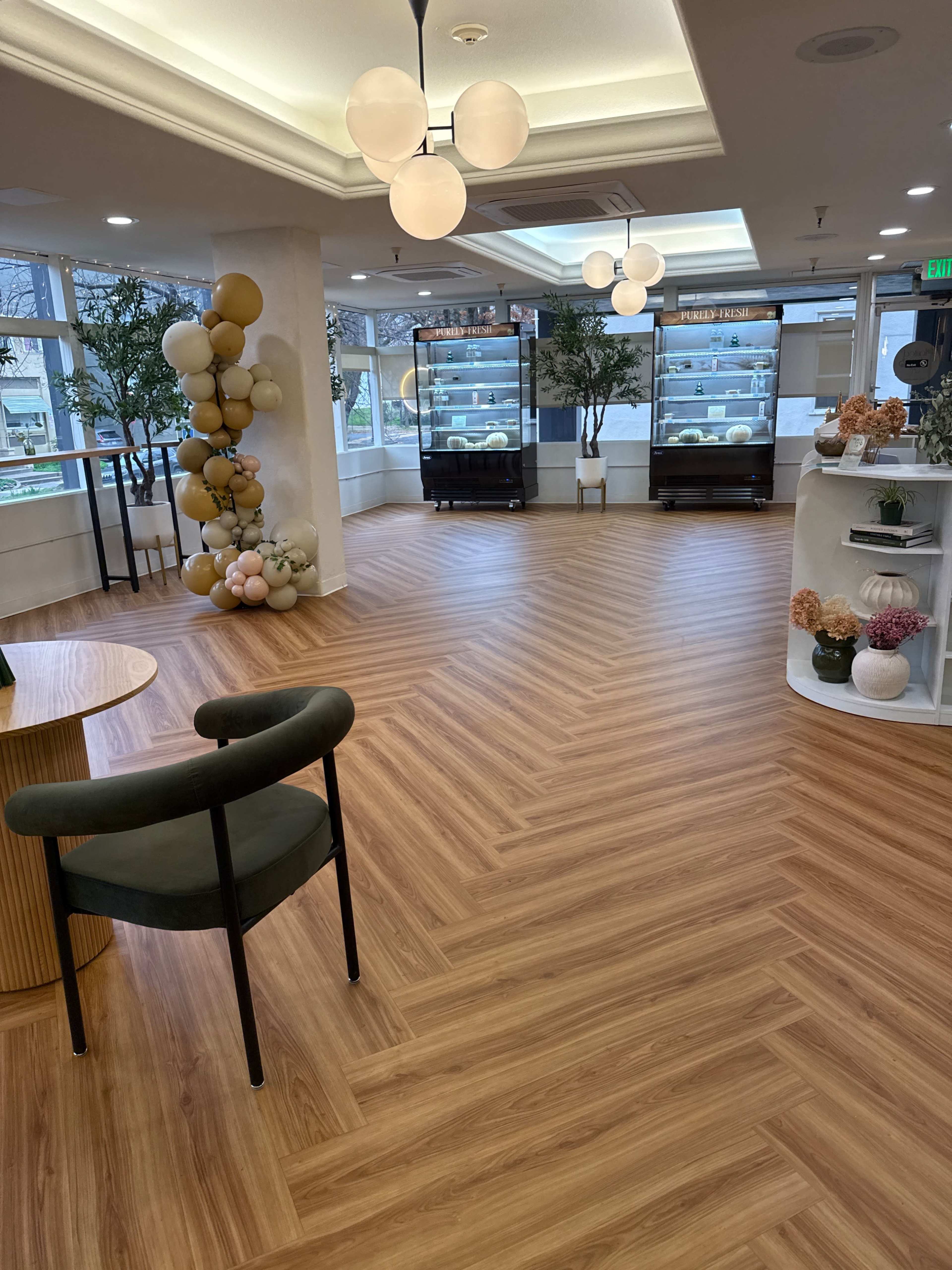 Warm & Bright Midtown Cafe Image in Midtown, Sacramento, CA