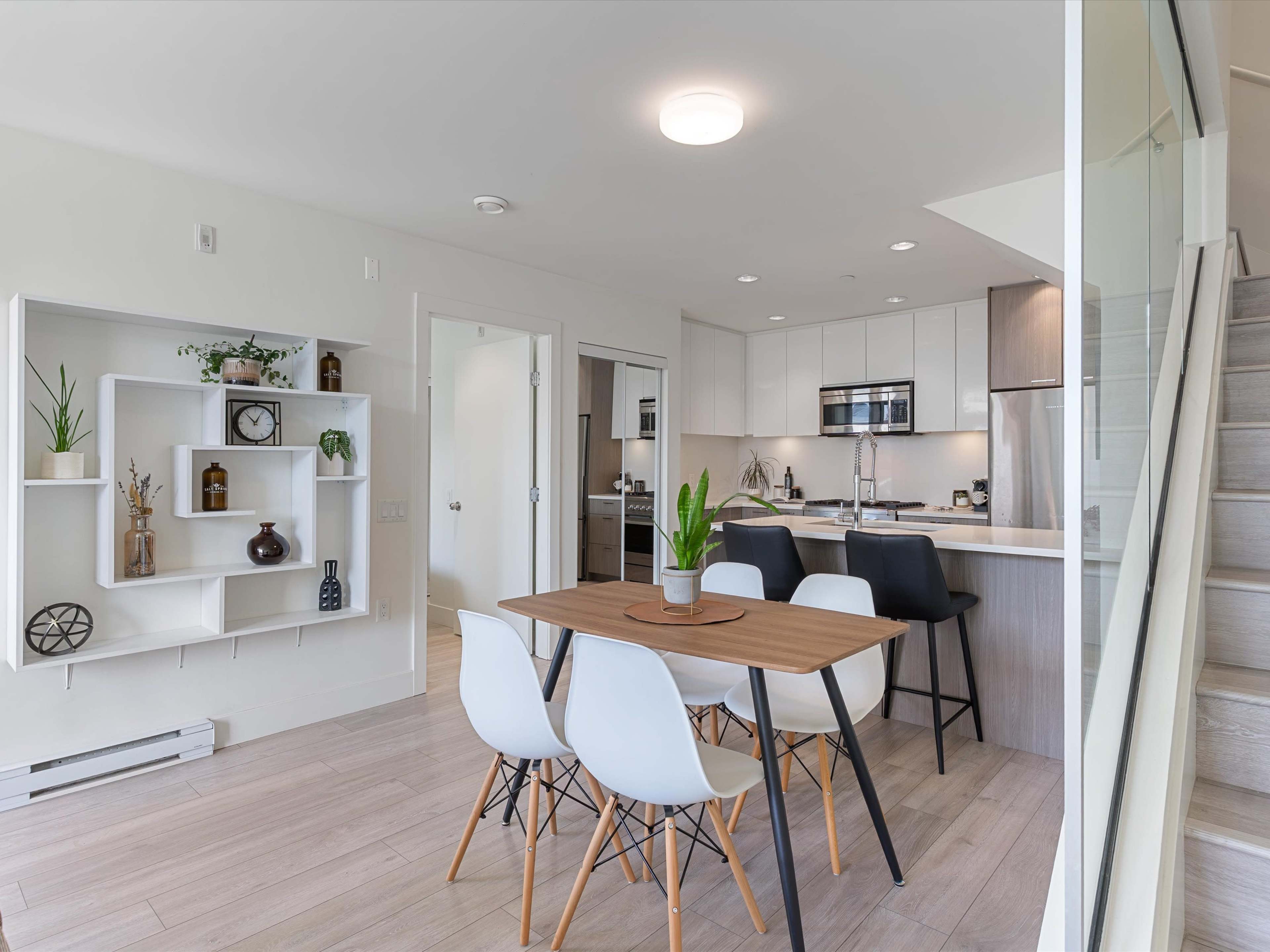 Condé Nast's Top Vancouver Rental: Stunning, Bright, 3-bedroom Townhome in Vancouver's w/ Patio and Flex Space Image in East Vancouver, Vancouver, BC