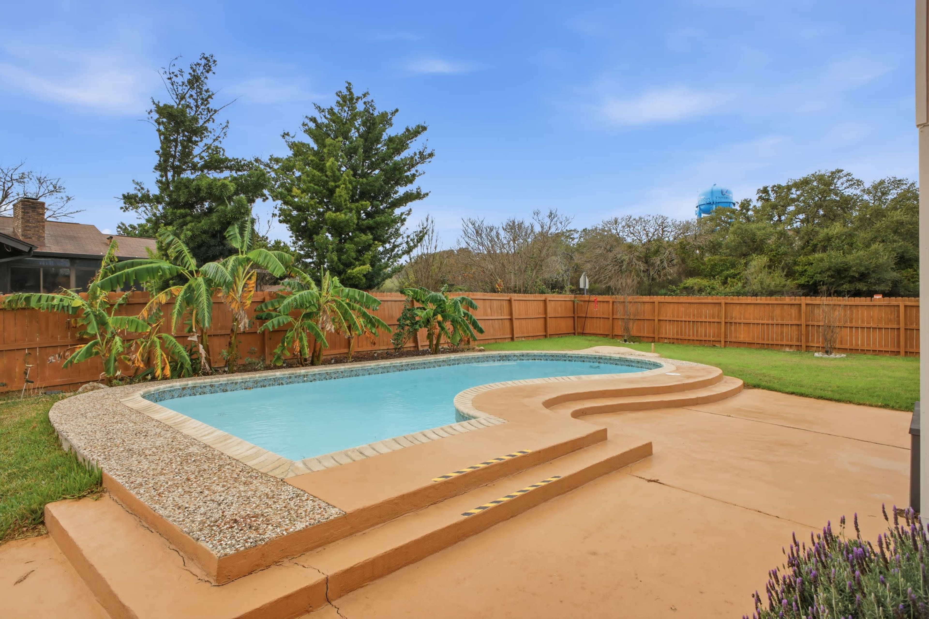 Serene Hill Country Retreat with Pool Image in Northeast Side, Universal City, TX