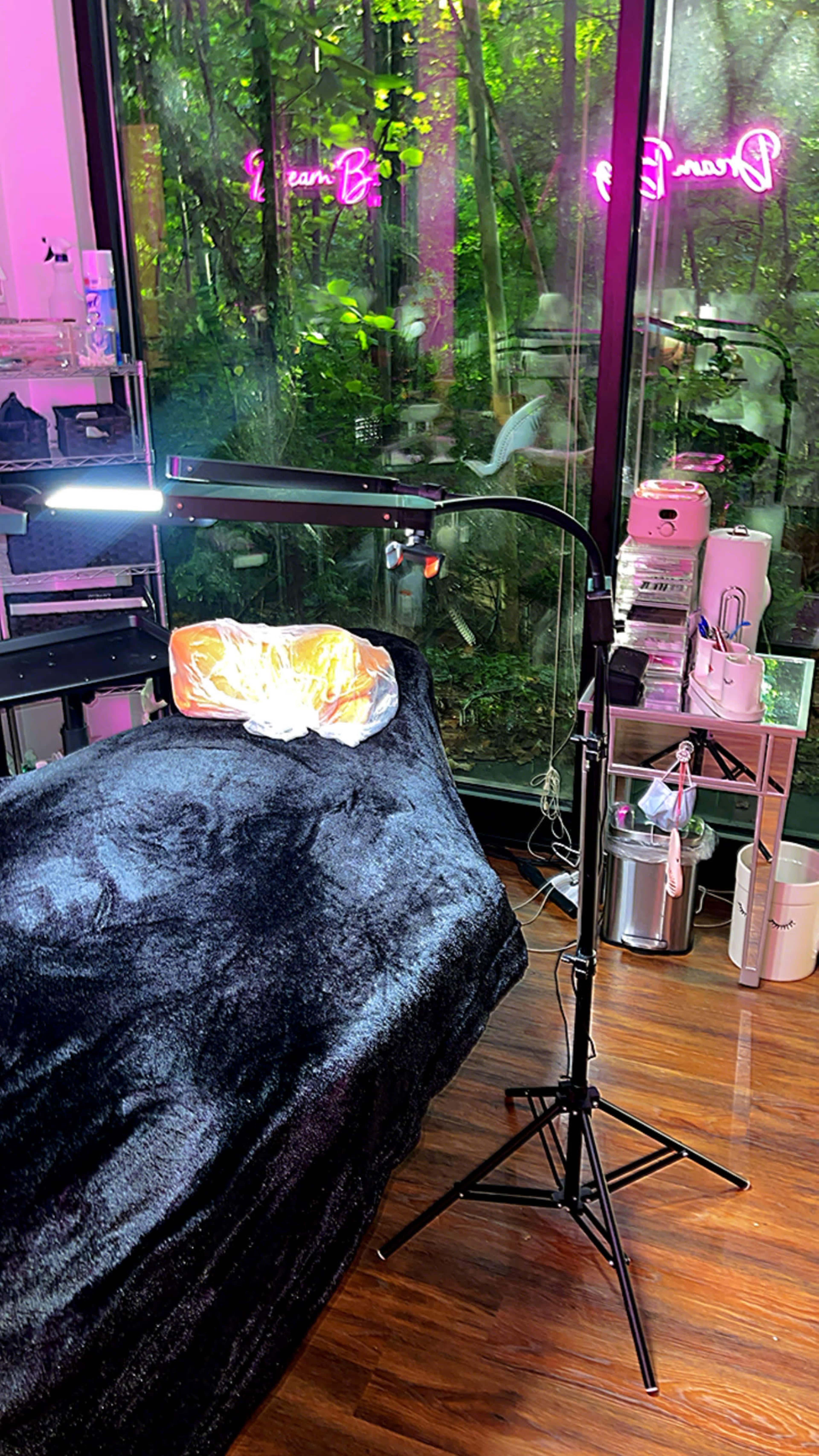 Brookhaven Dreamy Escape | Your Private Office/Studio Awaits Image in Brookhaven, Brookhaven, GA