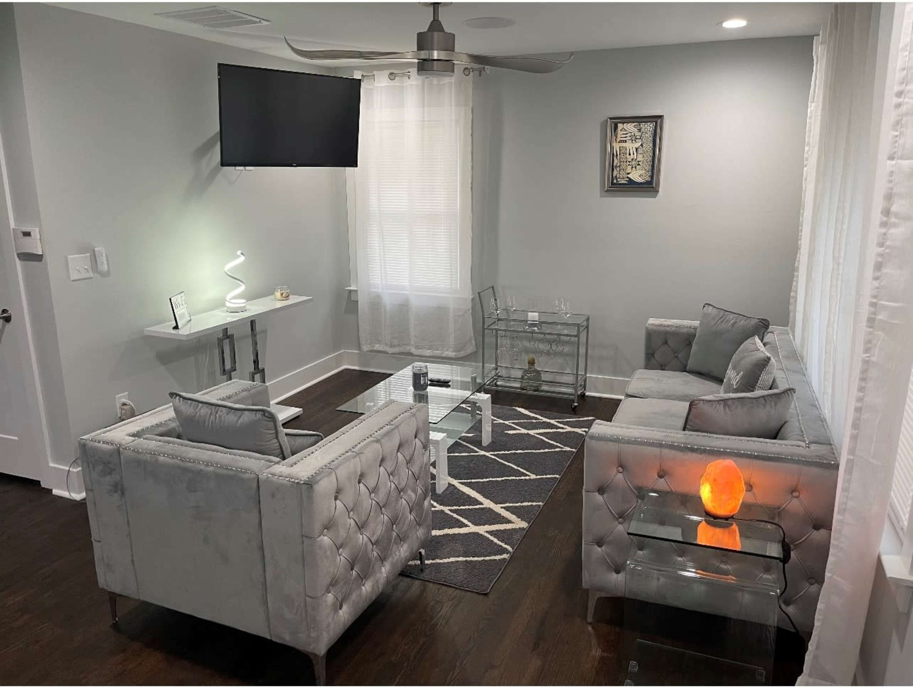 Urban ELEGANCE with modern inspiration Image in Hunter Hills, ATLANTA, GA