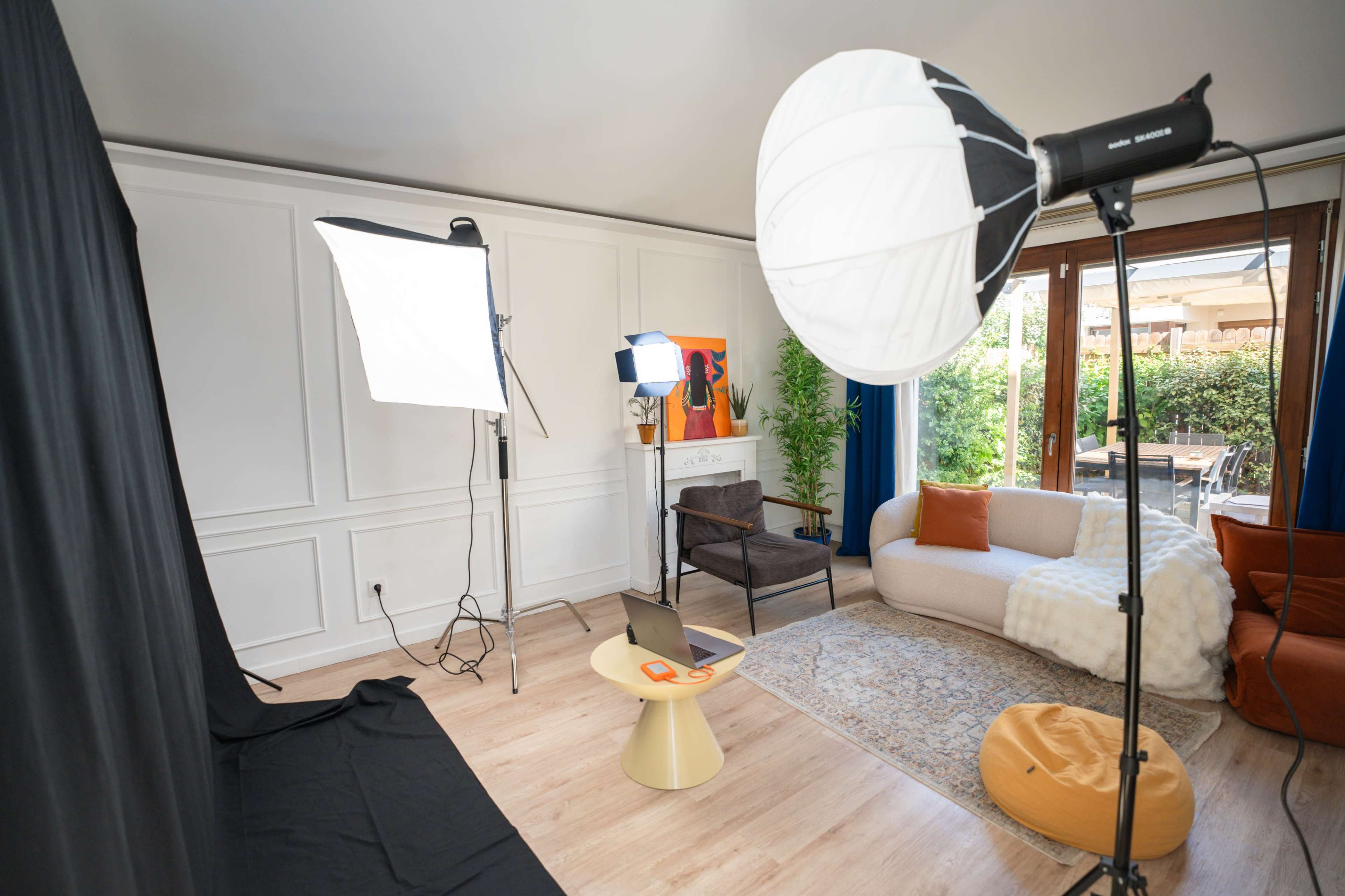 Maison créative lumineuse pour shootings, podcasts & tournages – proche Paris Image in , Saint-Denis