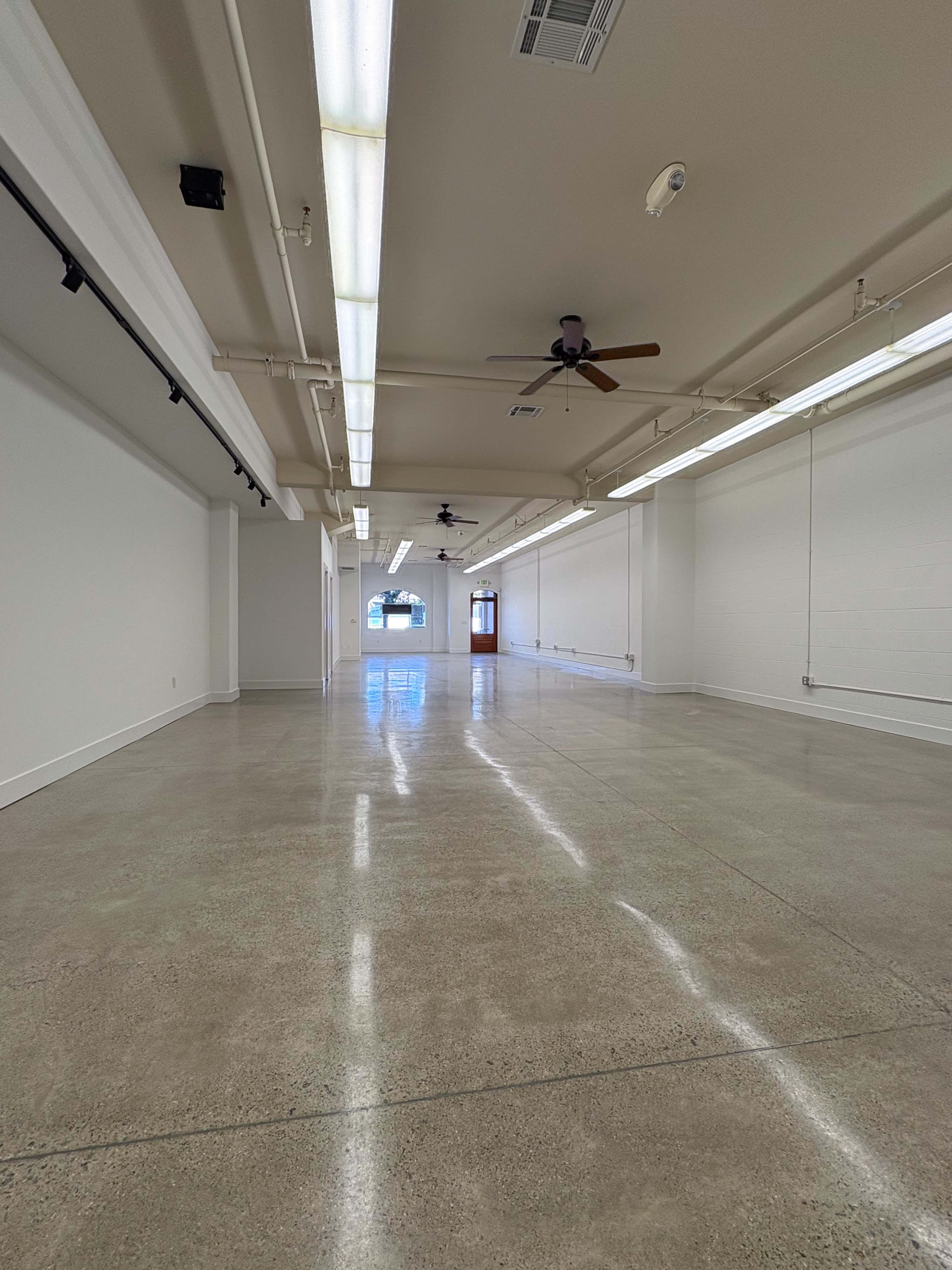 Downtown Paso Robles Studio/pop up commercial space. Industrial and flexible. Image in Paso Robles, Paso Robles, CA