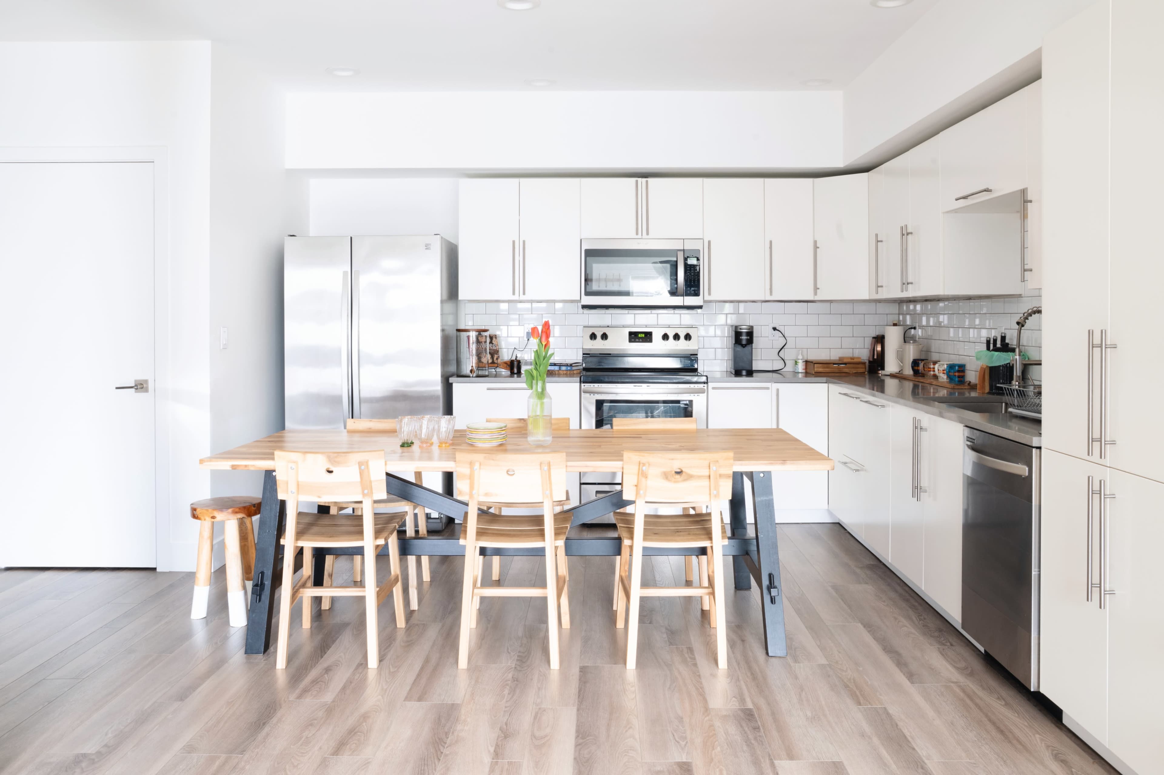 Photo Studio with Profoto Gear, Backdrops & Full Amenities – Pet Friendly! Image in Gatewood, Seattle, WA