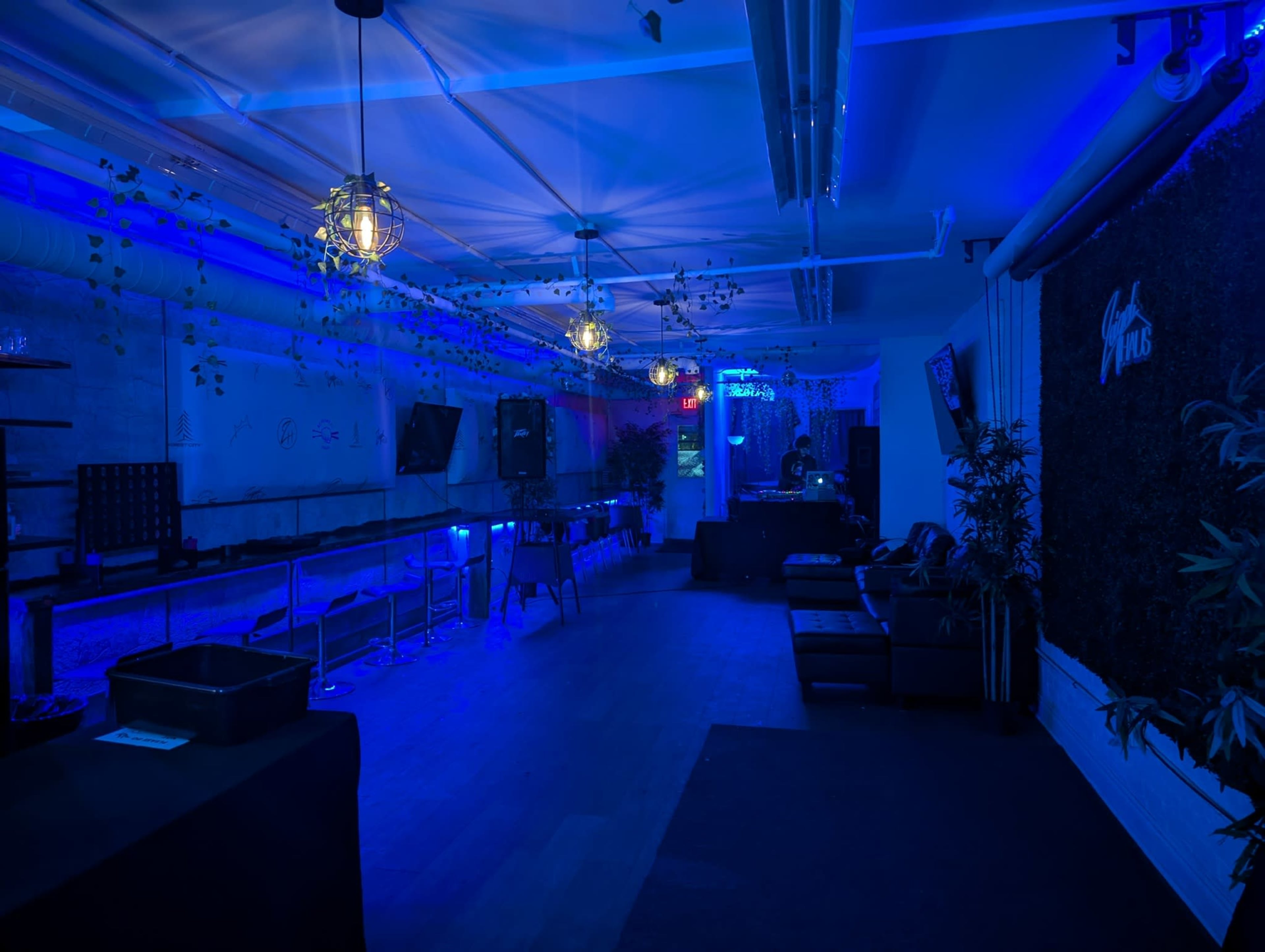 Industrial Event Space w/ Rear Patio & Downtown London View Image in Central London, London, ON
