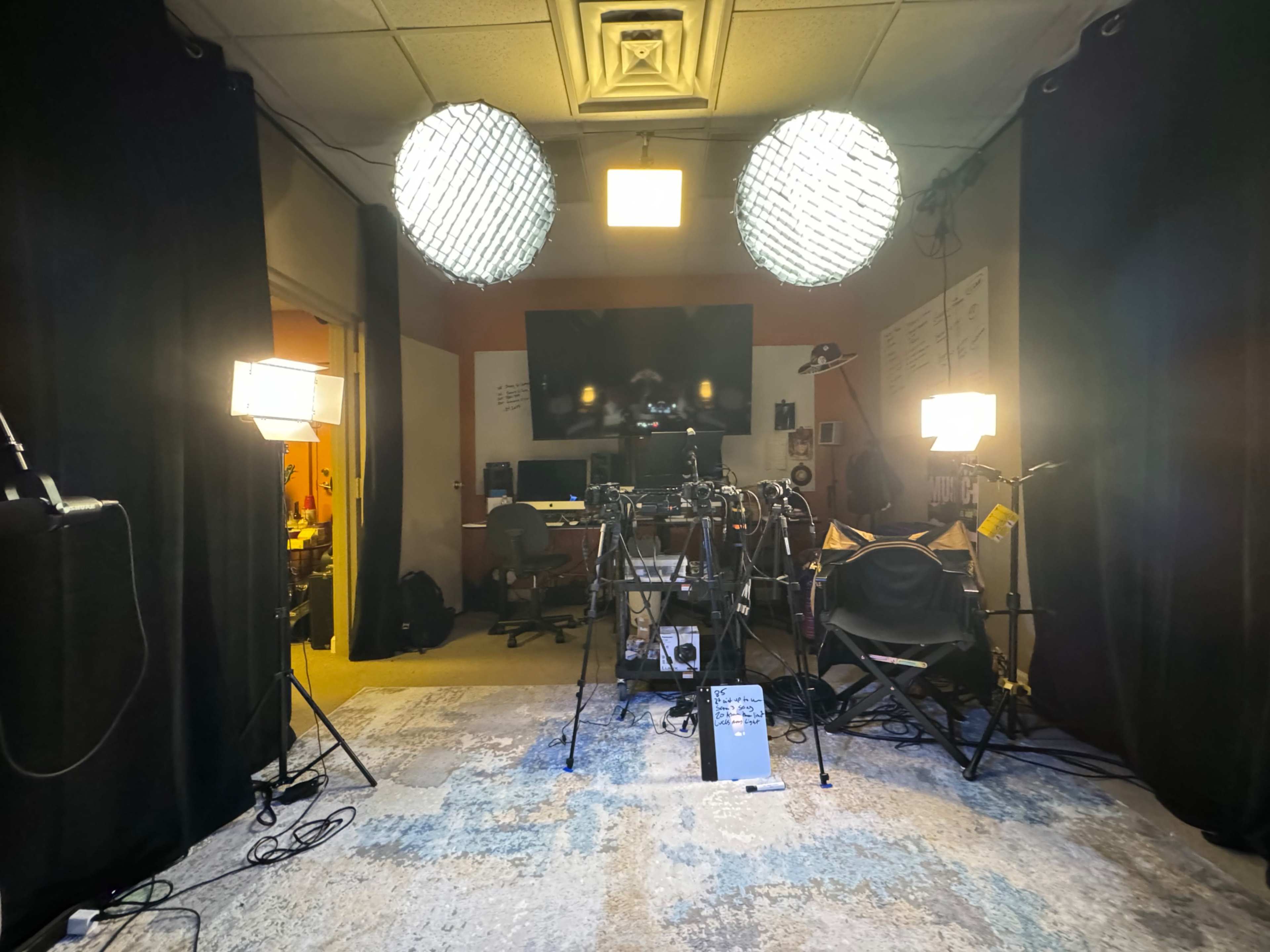 Music Row Video Podcast,  Commercial Studio or Master Class Video Studio Image in Midtown, Nashville, TN