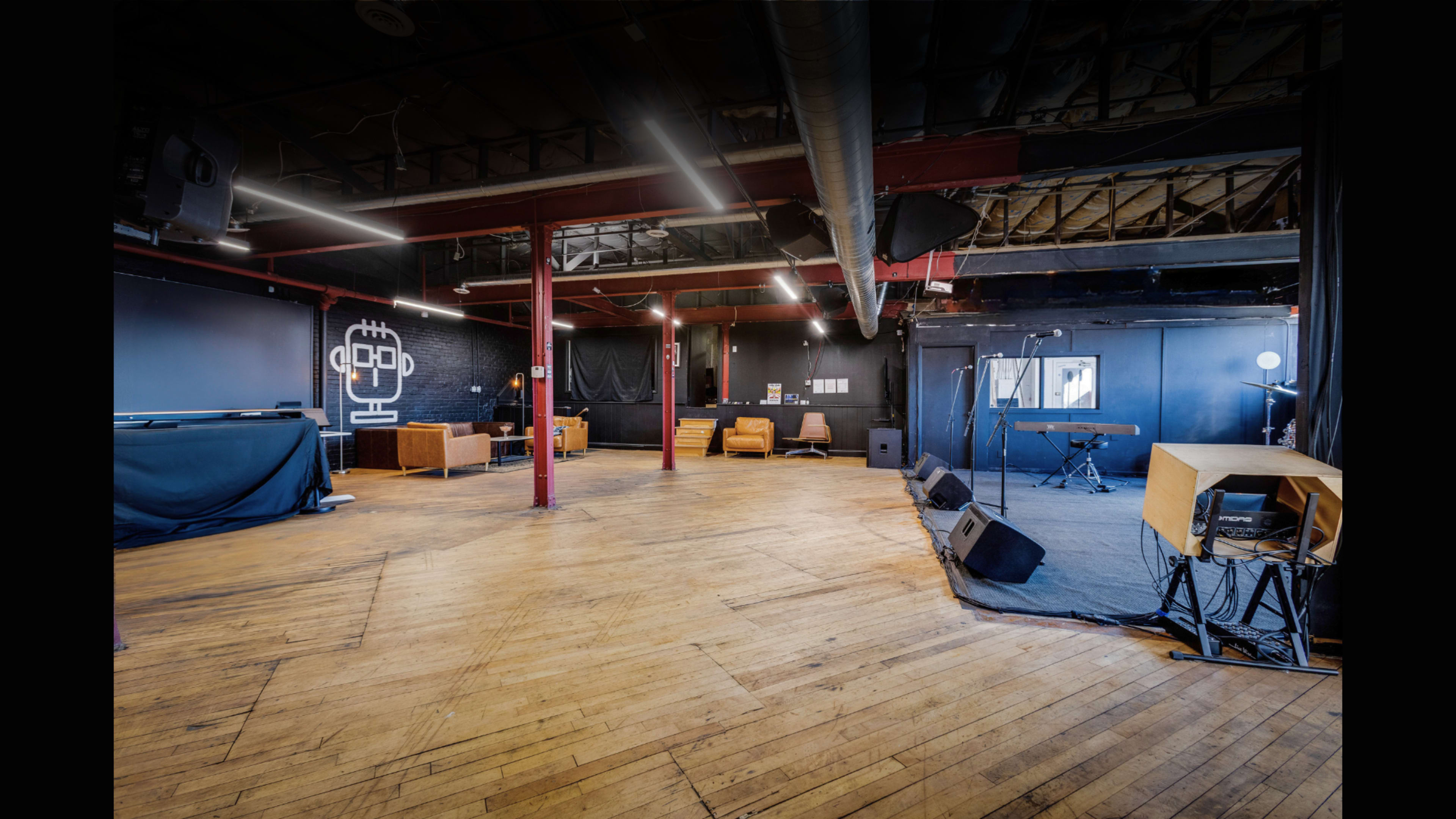 Elevated-Industrial Warehouse Studio Minutes from Downtown Image in Allentown, Pittsburgh, PA