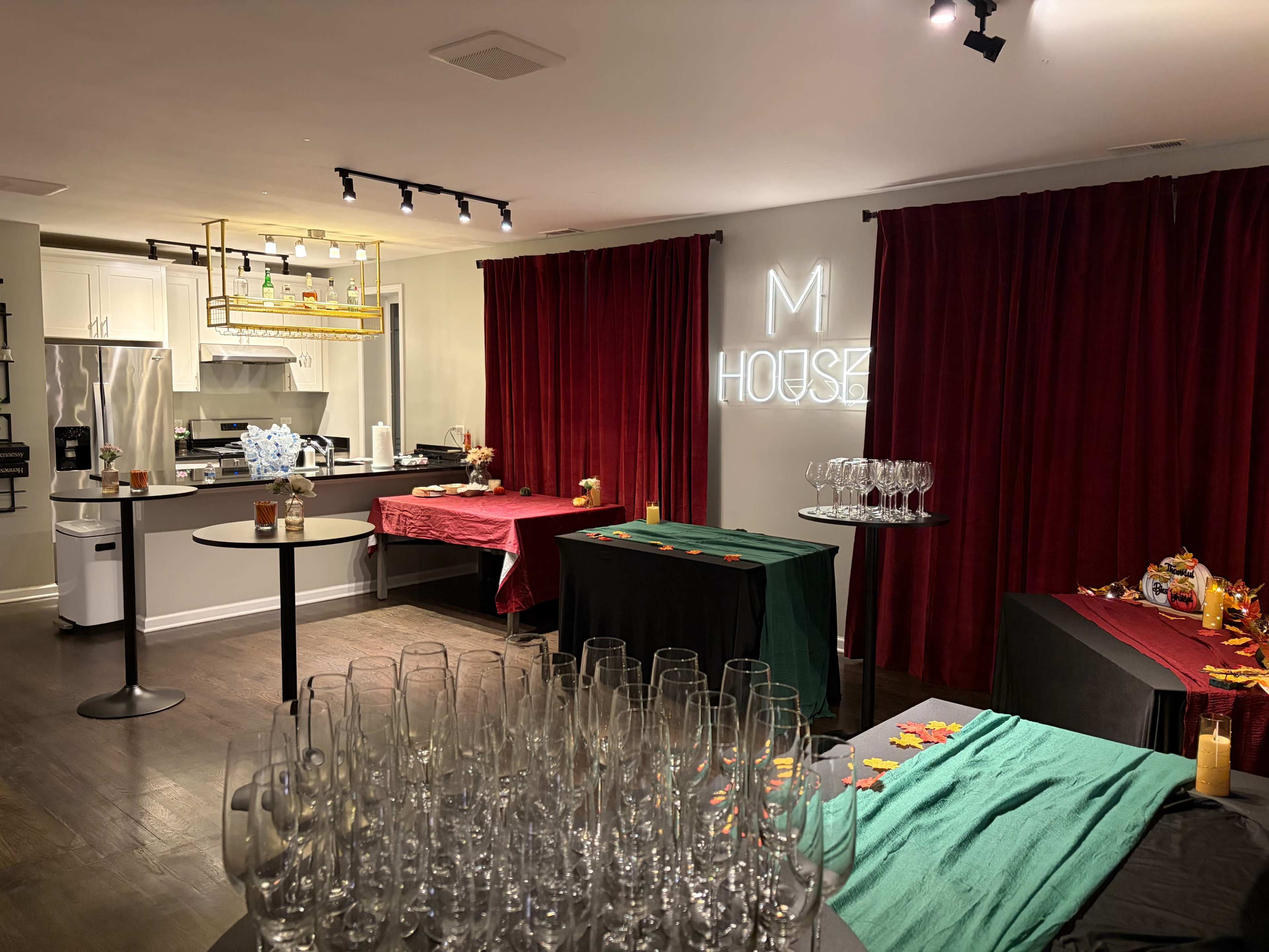 Terrace M: An Elevated Escape Above the City Image in South Side, Chicago, IL