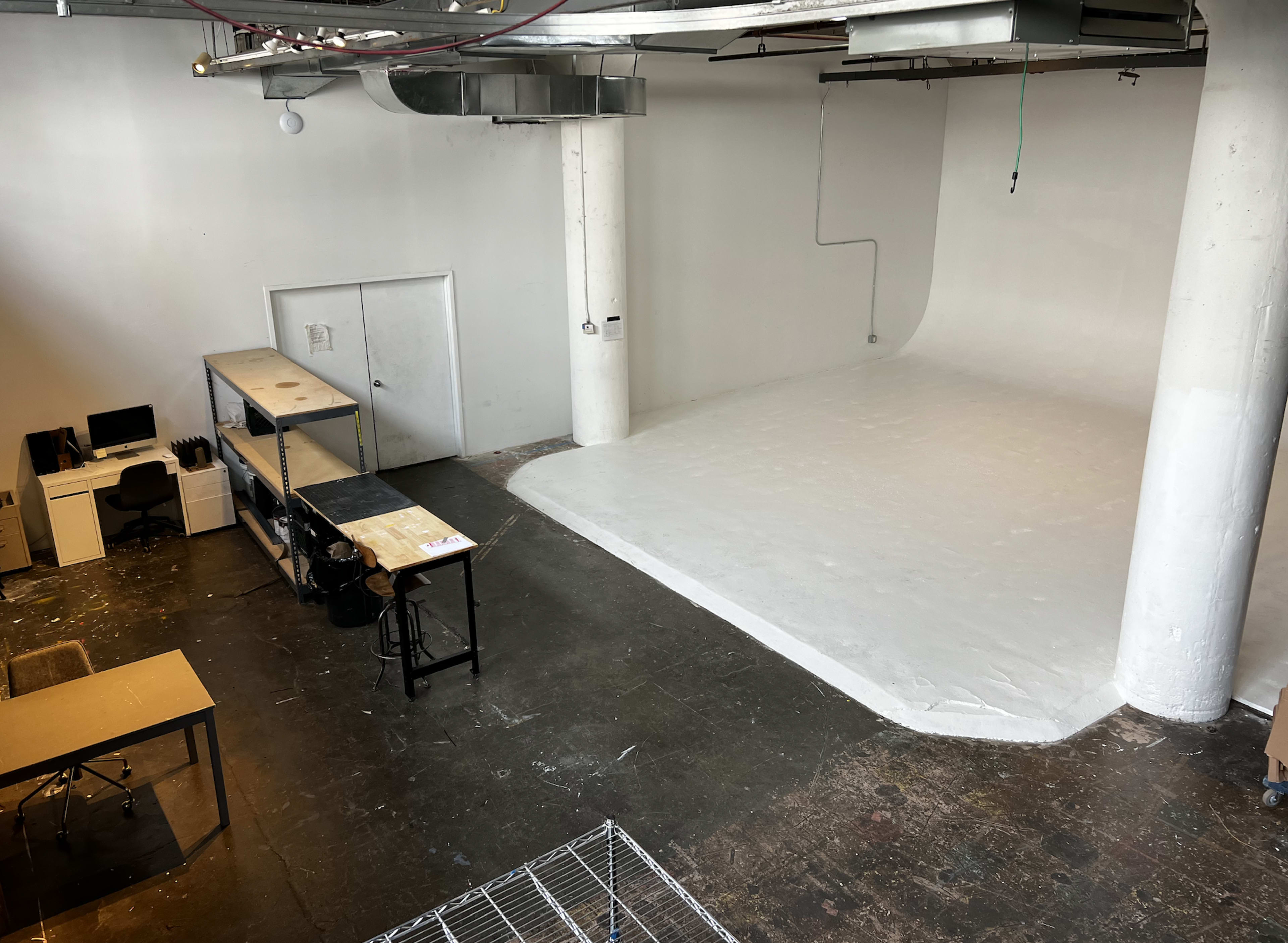 Large 3500 sq ft Photo/Video/Event  space with fully functioning kitchen and other amenities Image in Williamsburg, brooklyn, NY