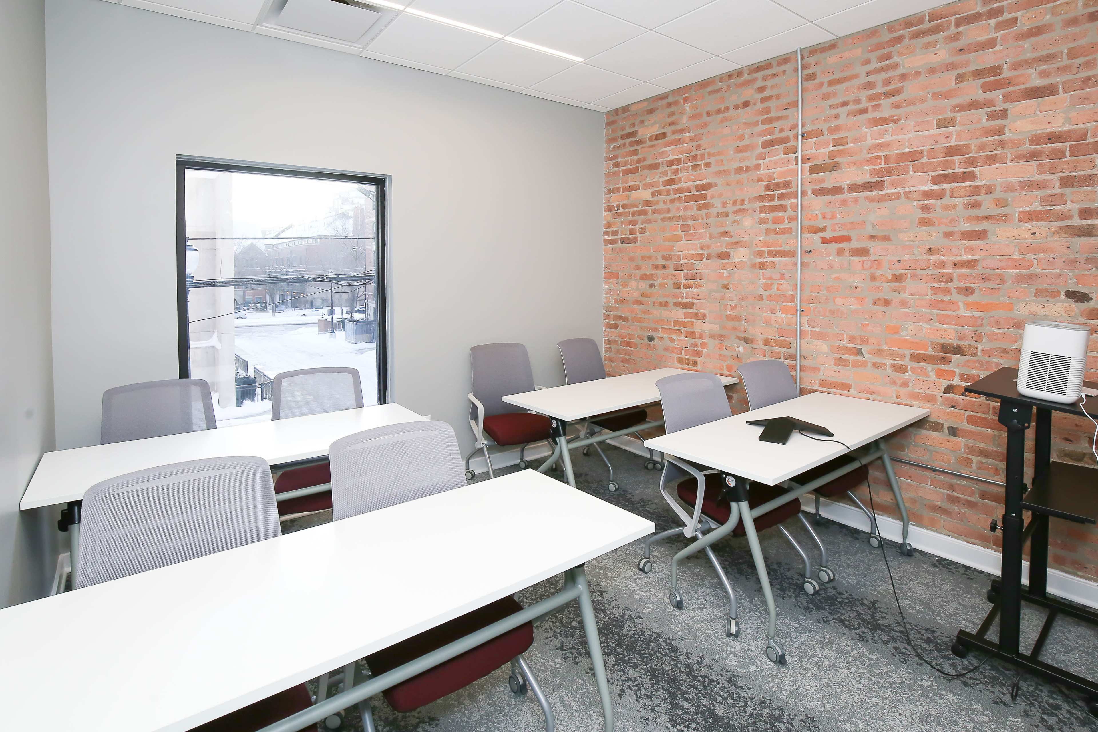 Jenkins Room on Michigan Avenue, South Loop, Chicago (Film, Interviews, Green Room, Photo Shoots) Image in Near South Side, Chicago, IL