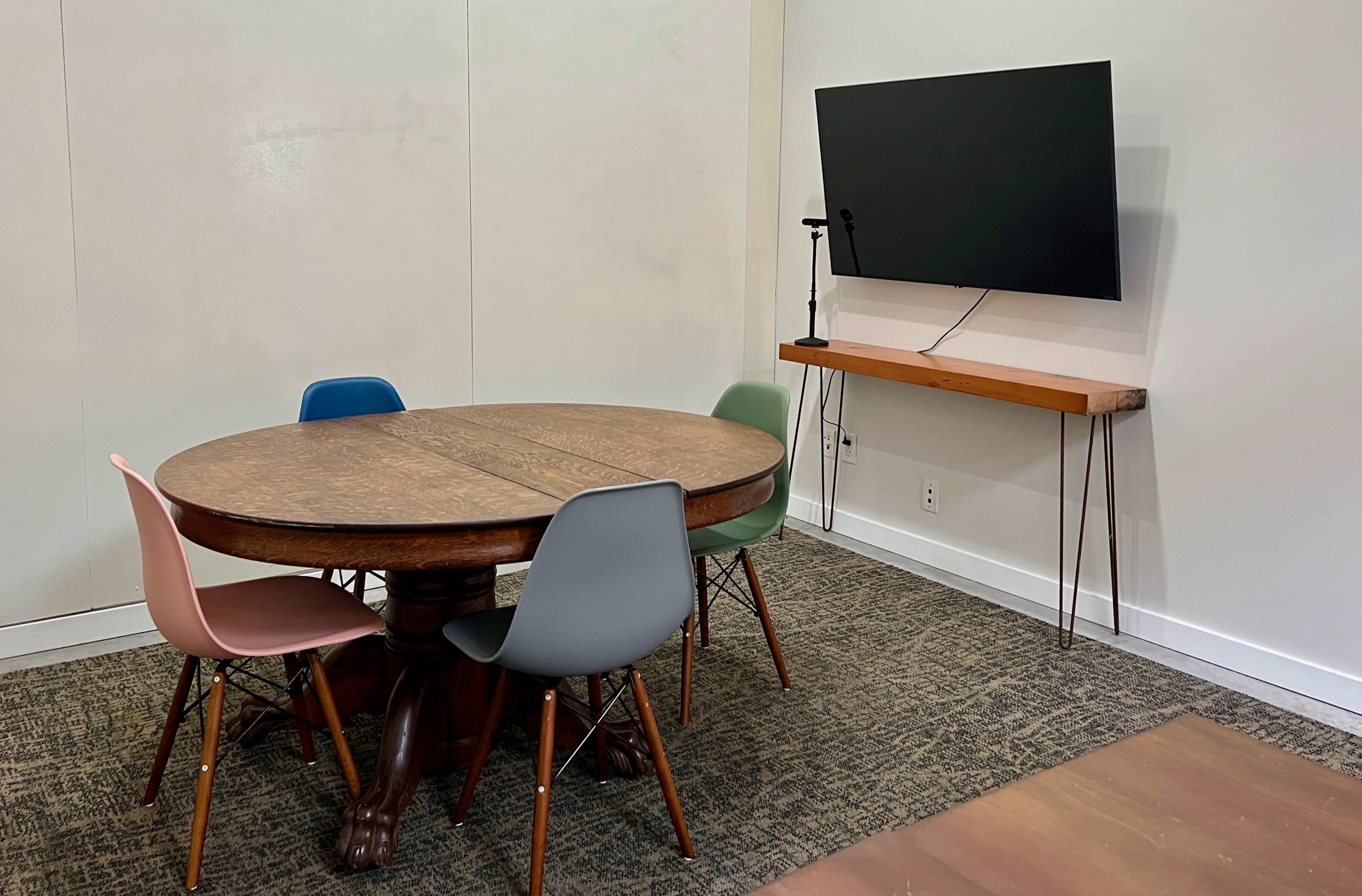 Creative Meeting Room for up to 8 Image in Central Vancouver, Vancouver, BC