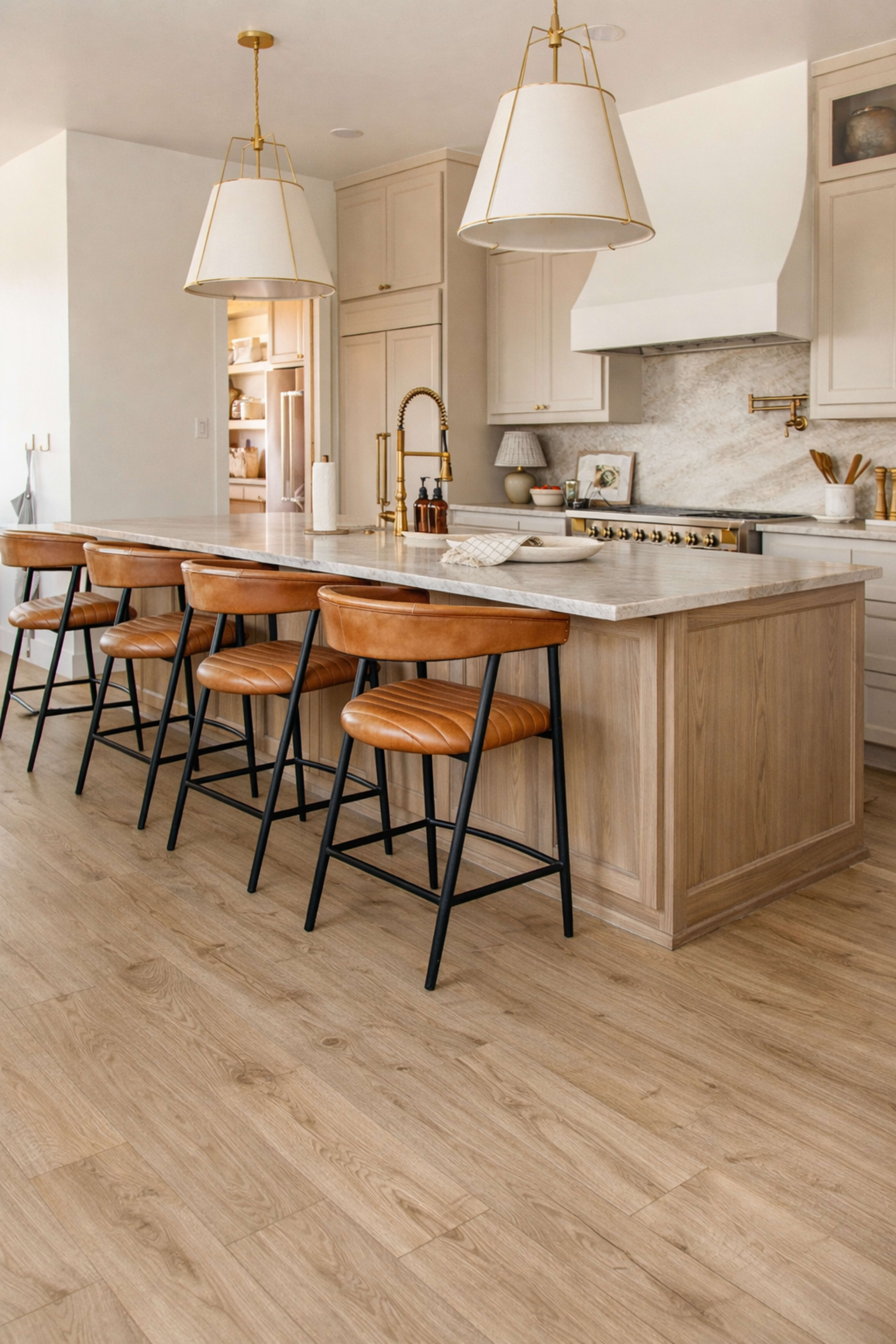 Light-Filled Restored 1960s Modern Ranch Home Image in Argyle, Argyle, TX