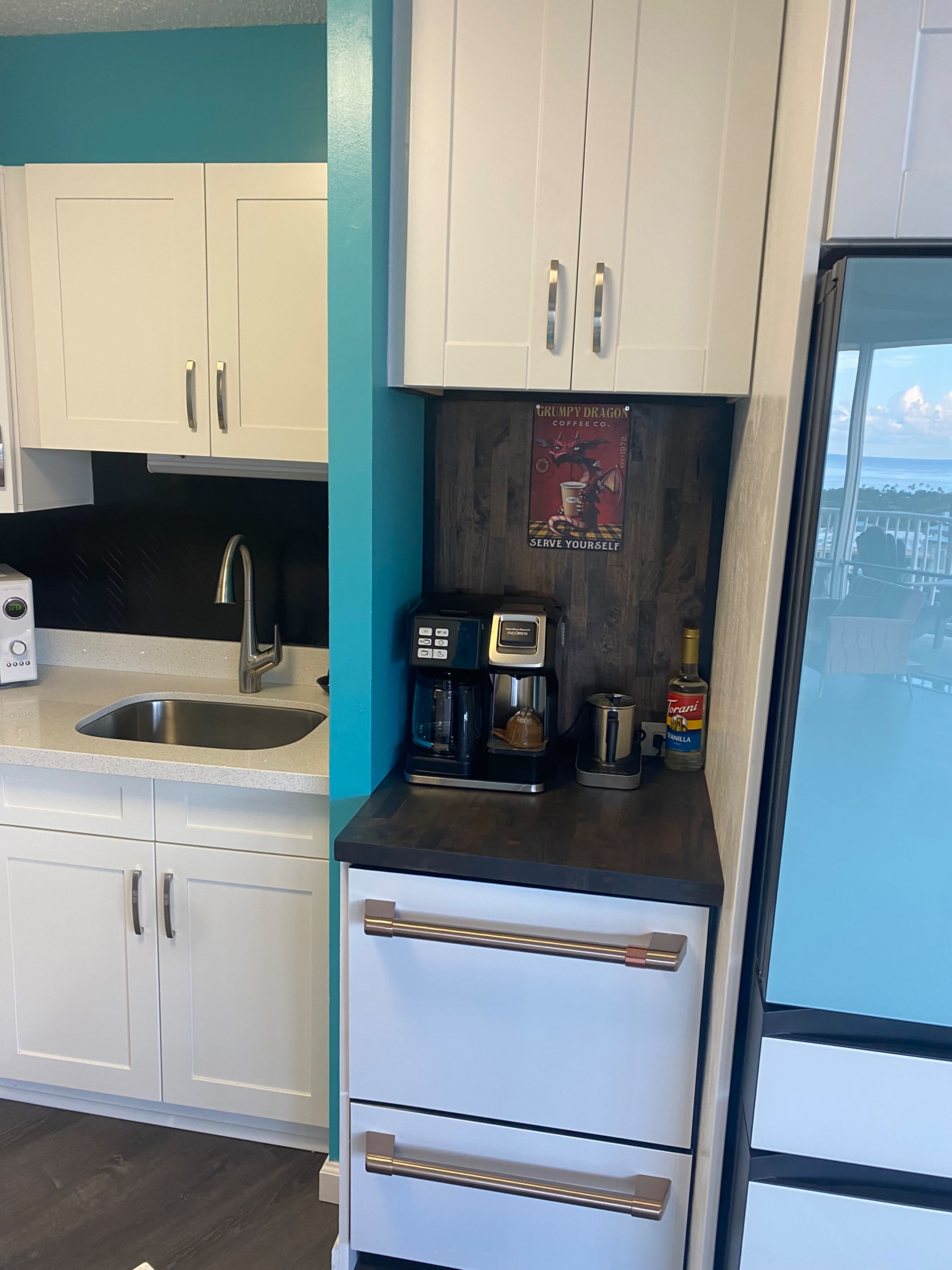 Jetsons Sunset Penthouse - Iconic Birds Nest - Urban Honolulu Dream Location Image in Ala Moana, Honolulu, HI