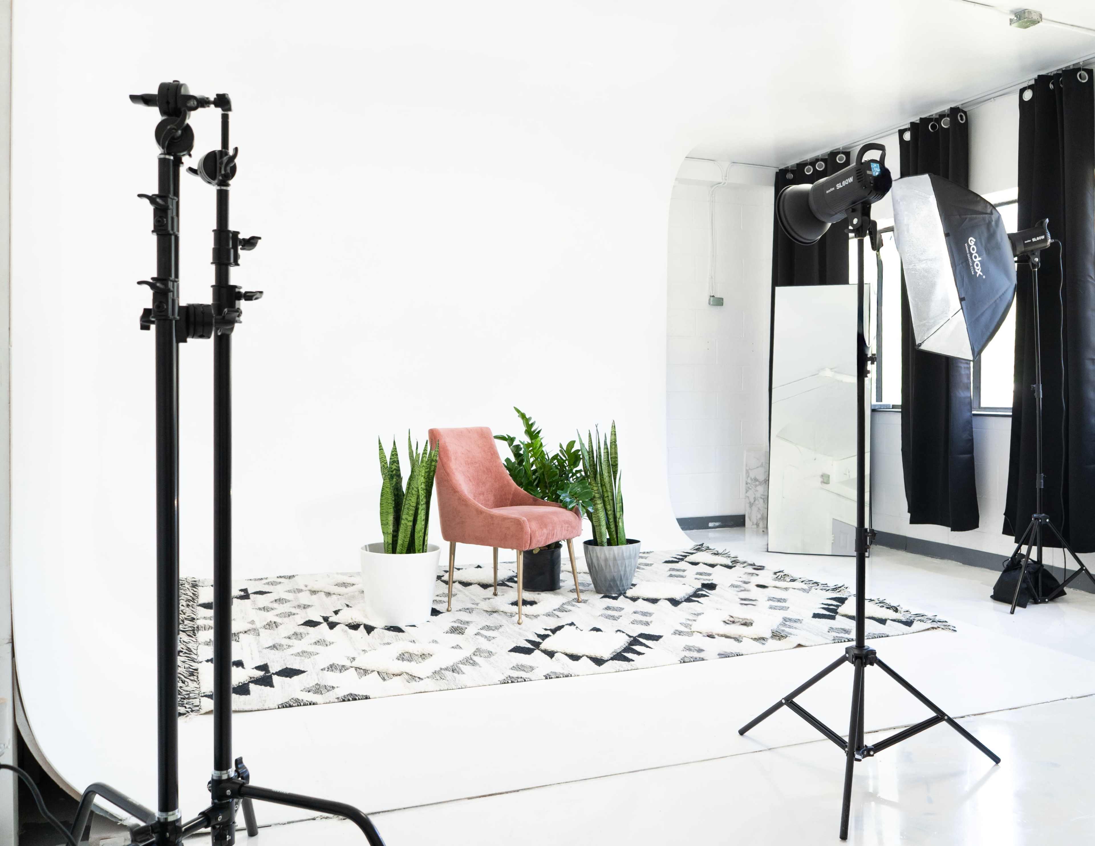 Versatile Photography + Videography Studio with Natural Light and Cyclorama Image in Lakewood Heights, Atlanta, GA