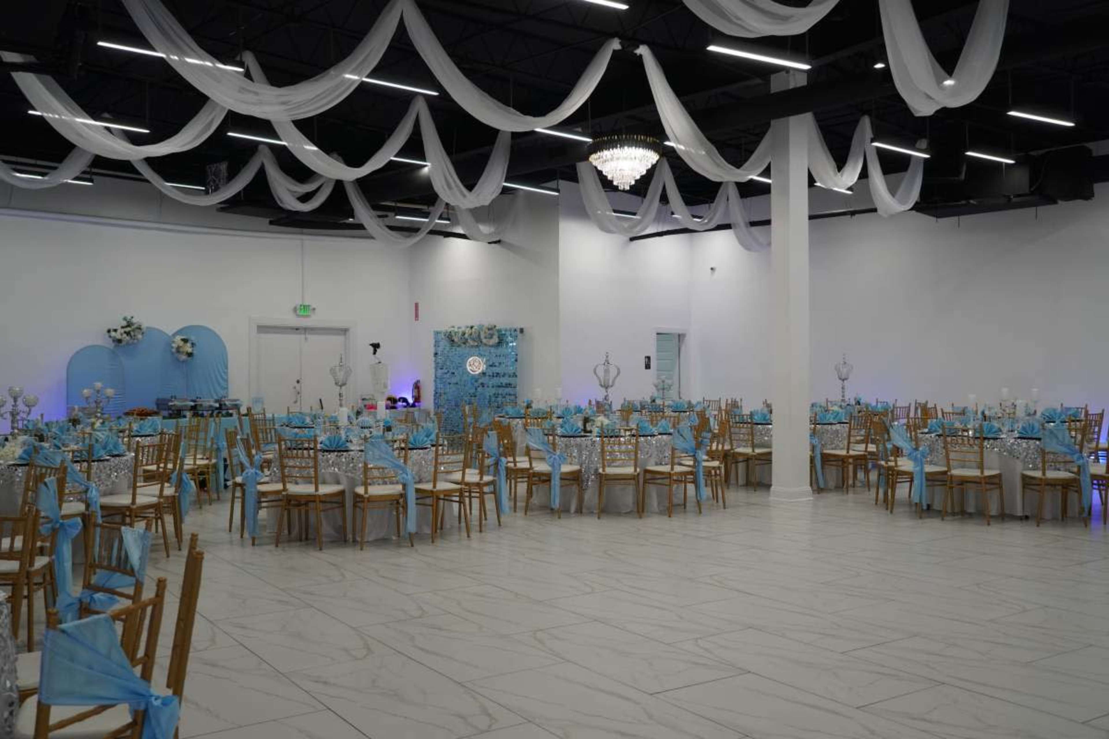 Modern Blank Canvas Event Venue in Memorial Image in Eldridge / West Oaks, Houston, TX