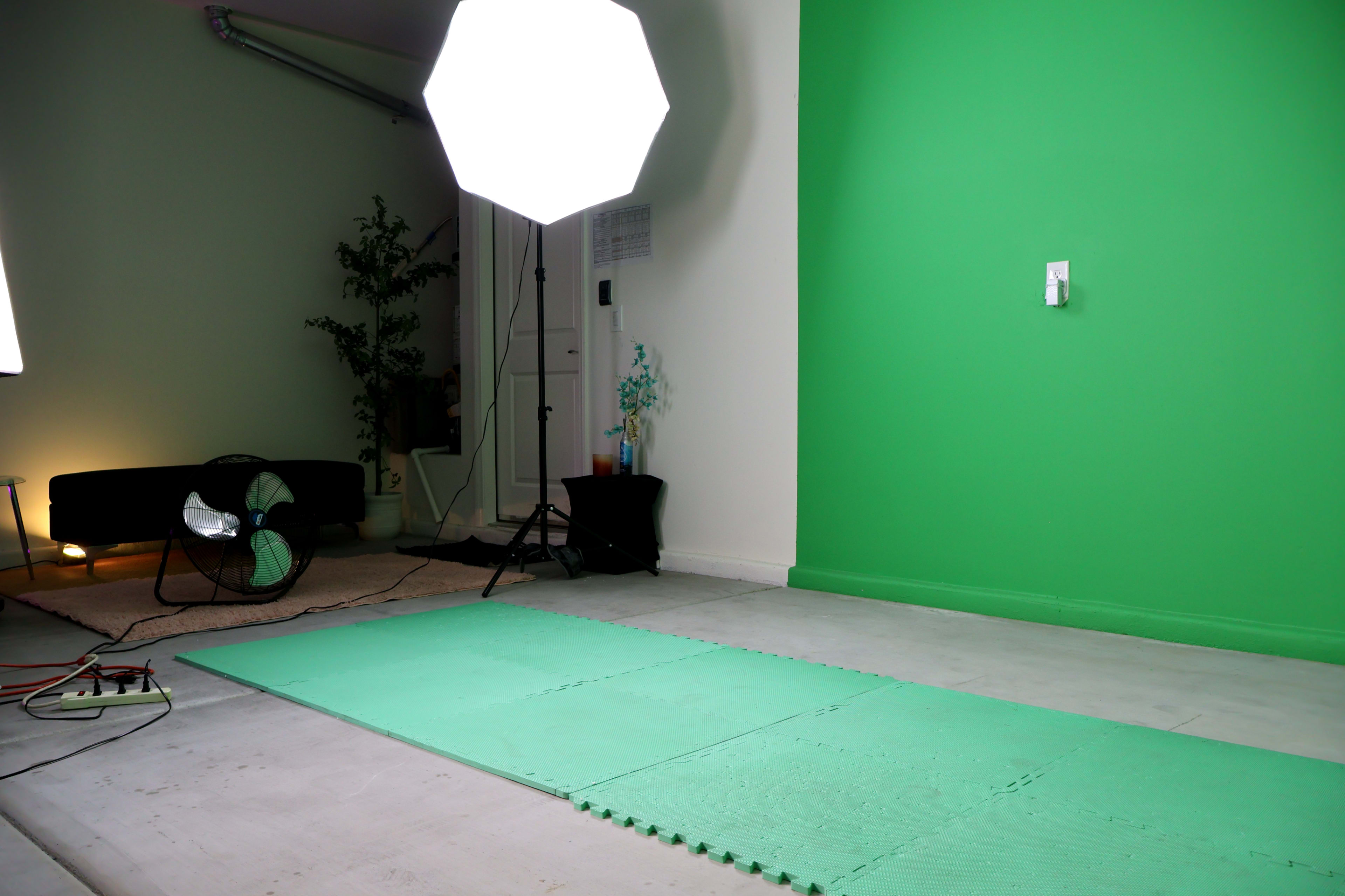 Creative Photo and Video Studio Image in Spring Valley, Las Vegas, NV