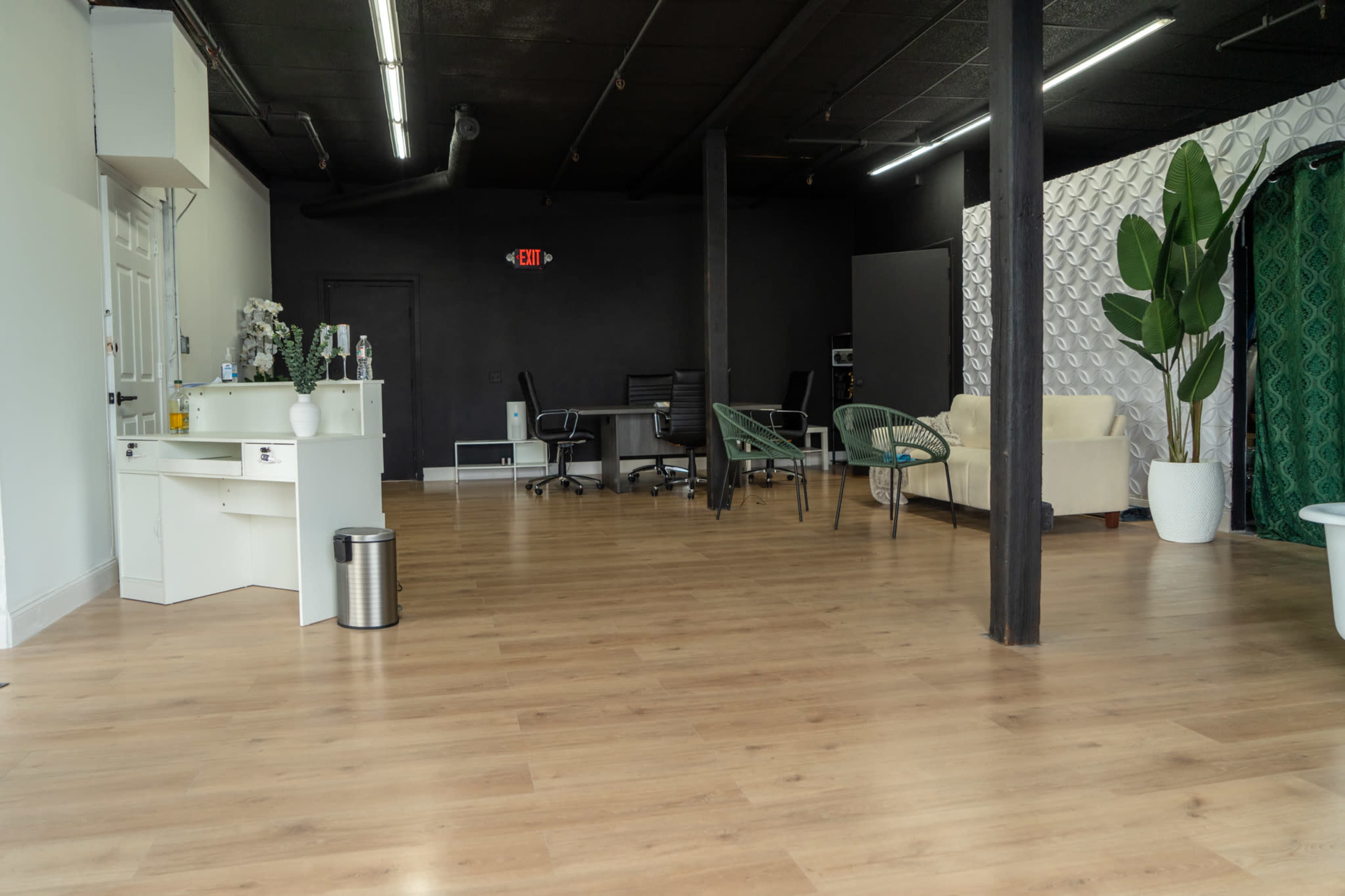 Natural Light Studio in Everett – Perfect for Photo, Video & Content Image in Everett, Everett, MA