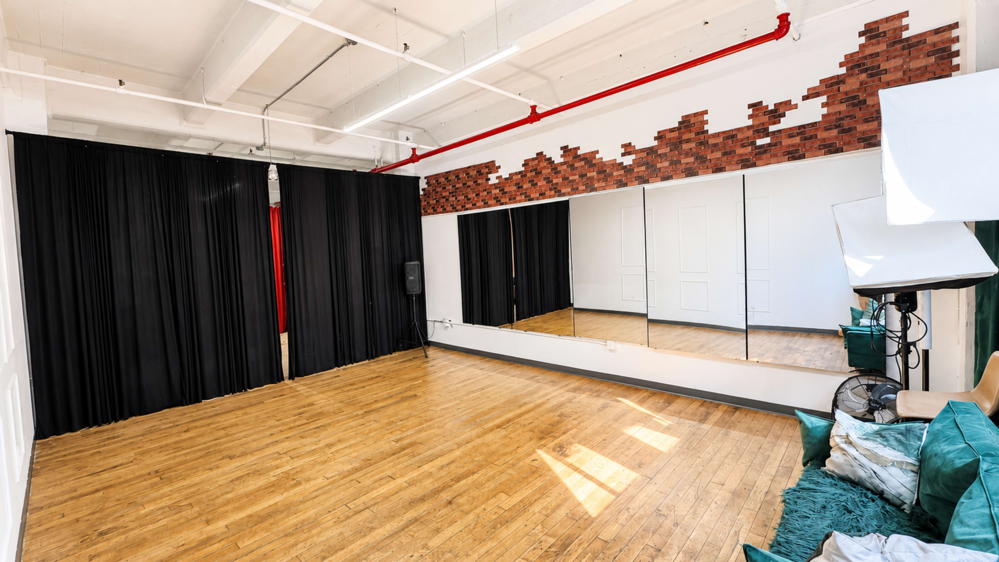 Spacious Industry City Studio for Events, Workshops & Productions Image in Greenwood Heights, Brooklyn, NY