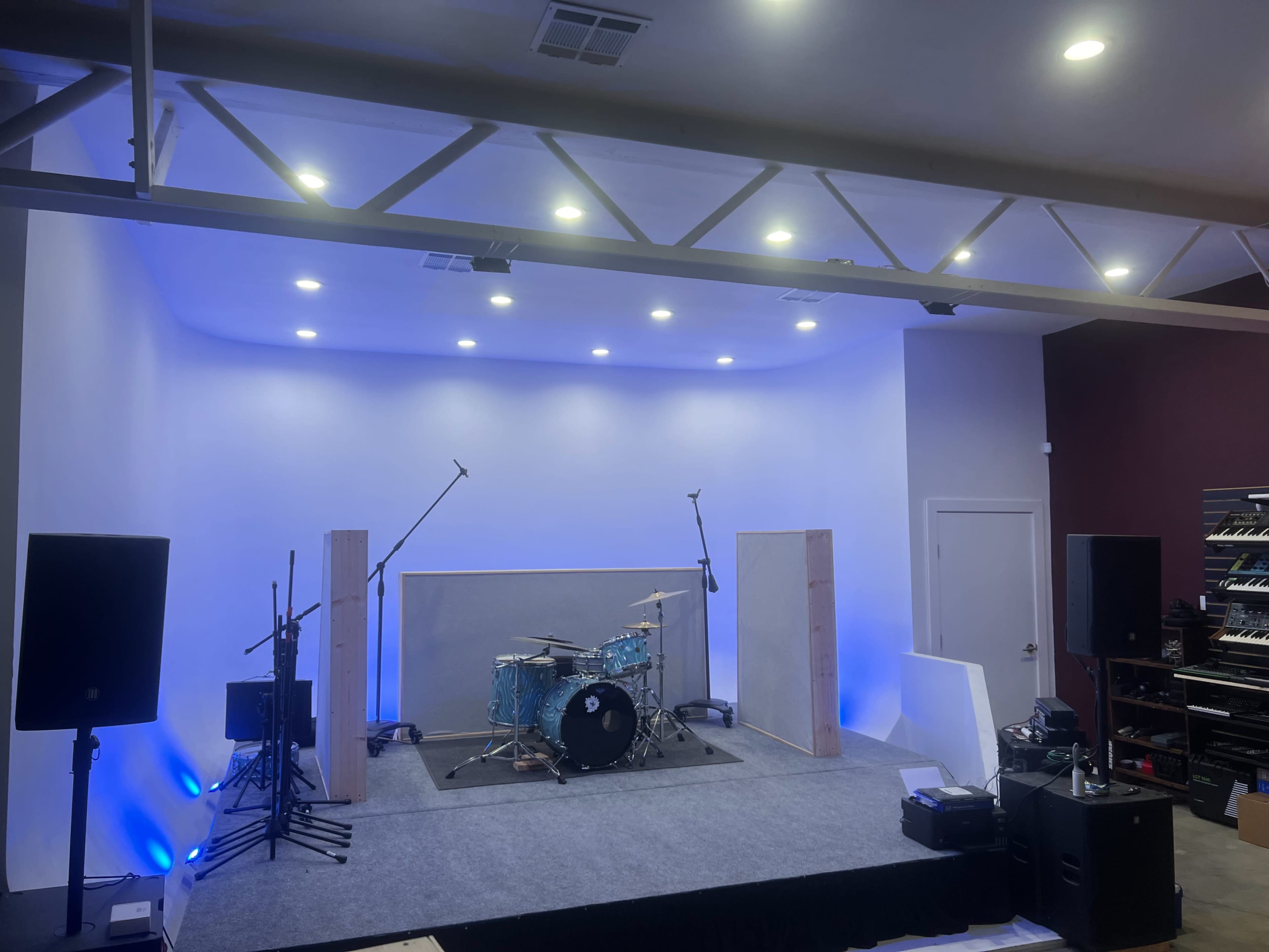 Recording Studio and Music Video Recording Space Image in Valley Glen, North Hollywood, CA