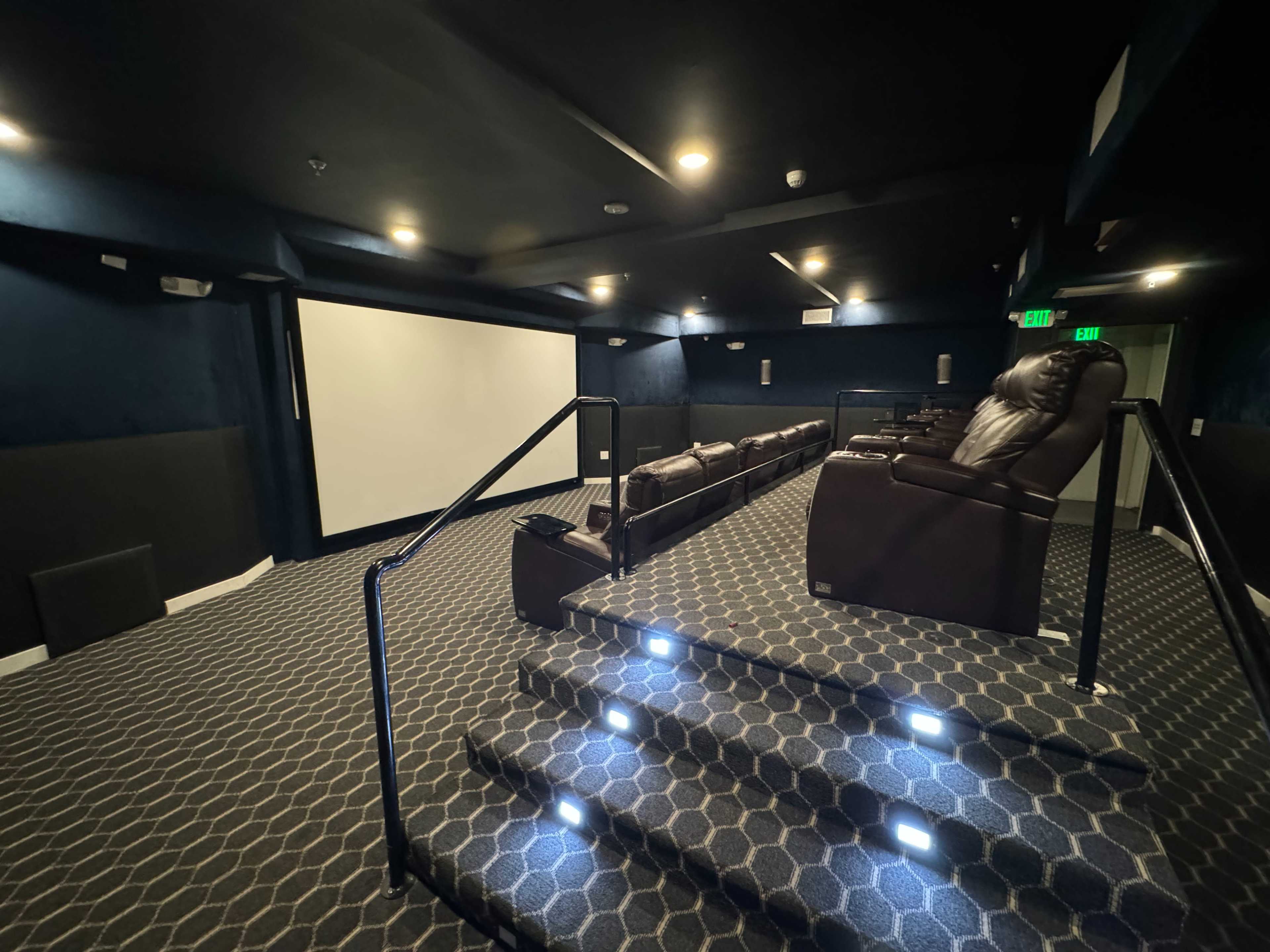 Noho Arts Clubhouse Lounge w/ Theatre Image in North Hollywood, North Hollywood, CA