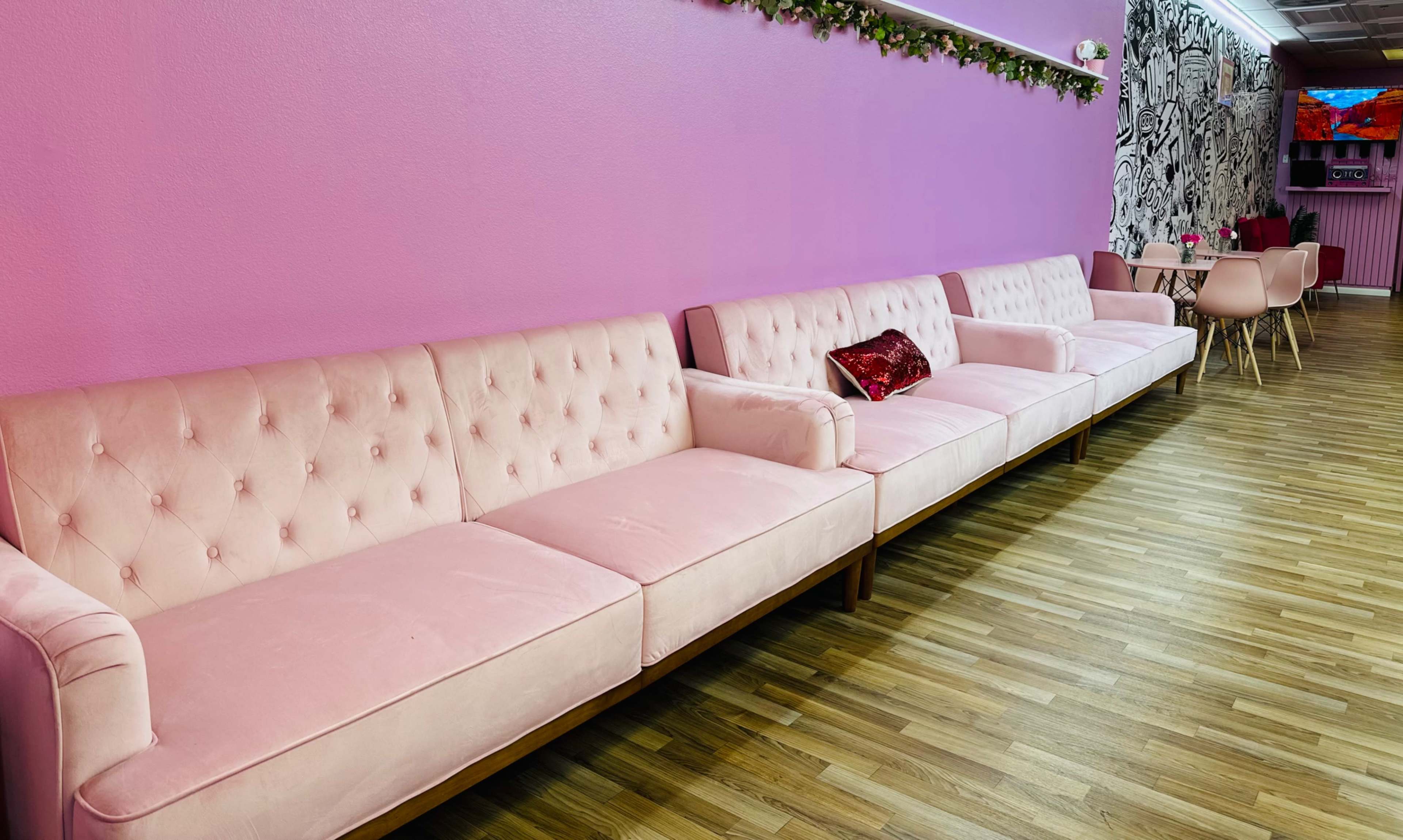 Fully Furnished, All Pink Venue Image in Florin, Sacramento, CA