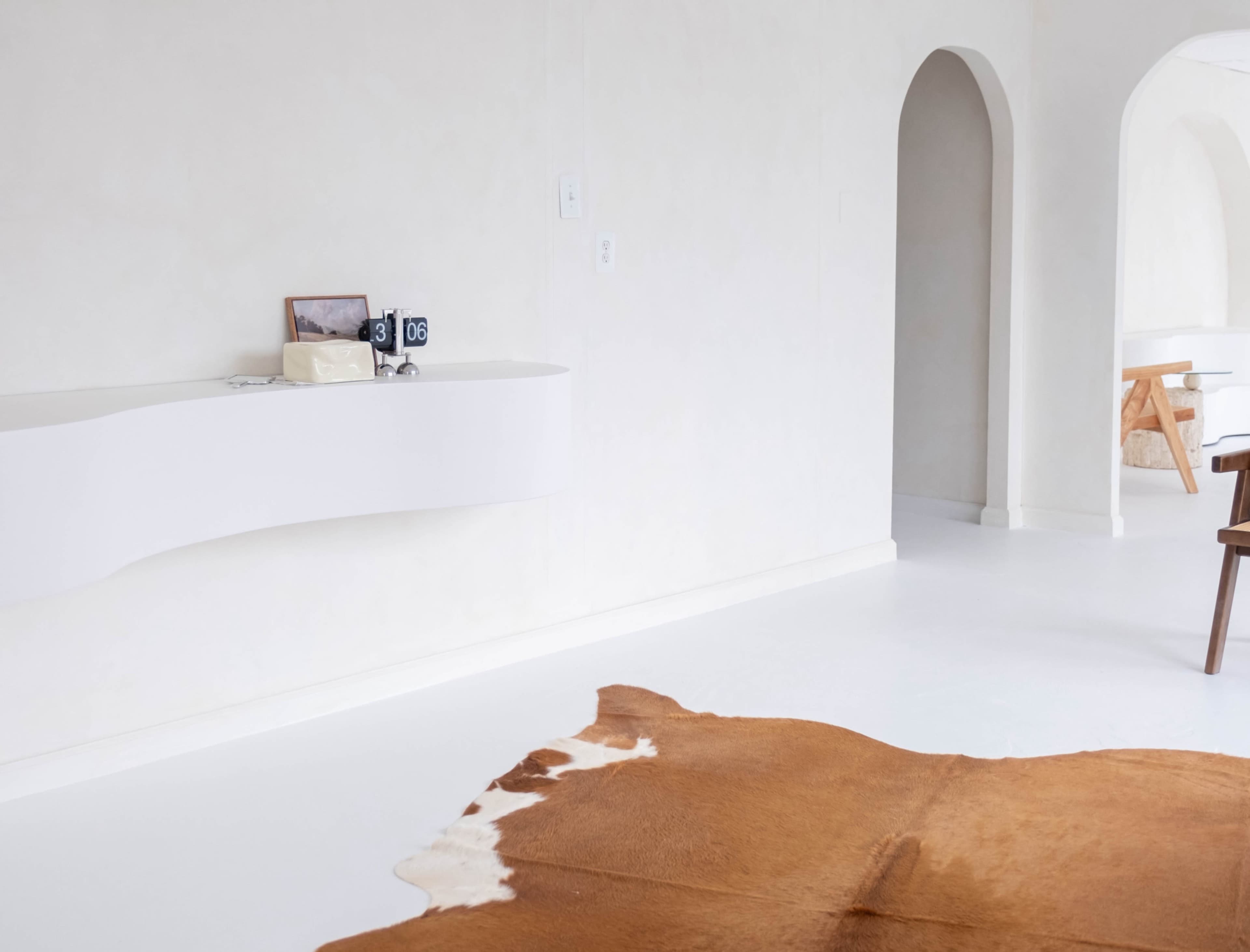 Luxury, minimal creative space with south facing windows, all natural light Image in Falls Church, Falls Church, VA