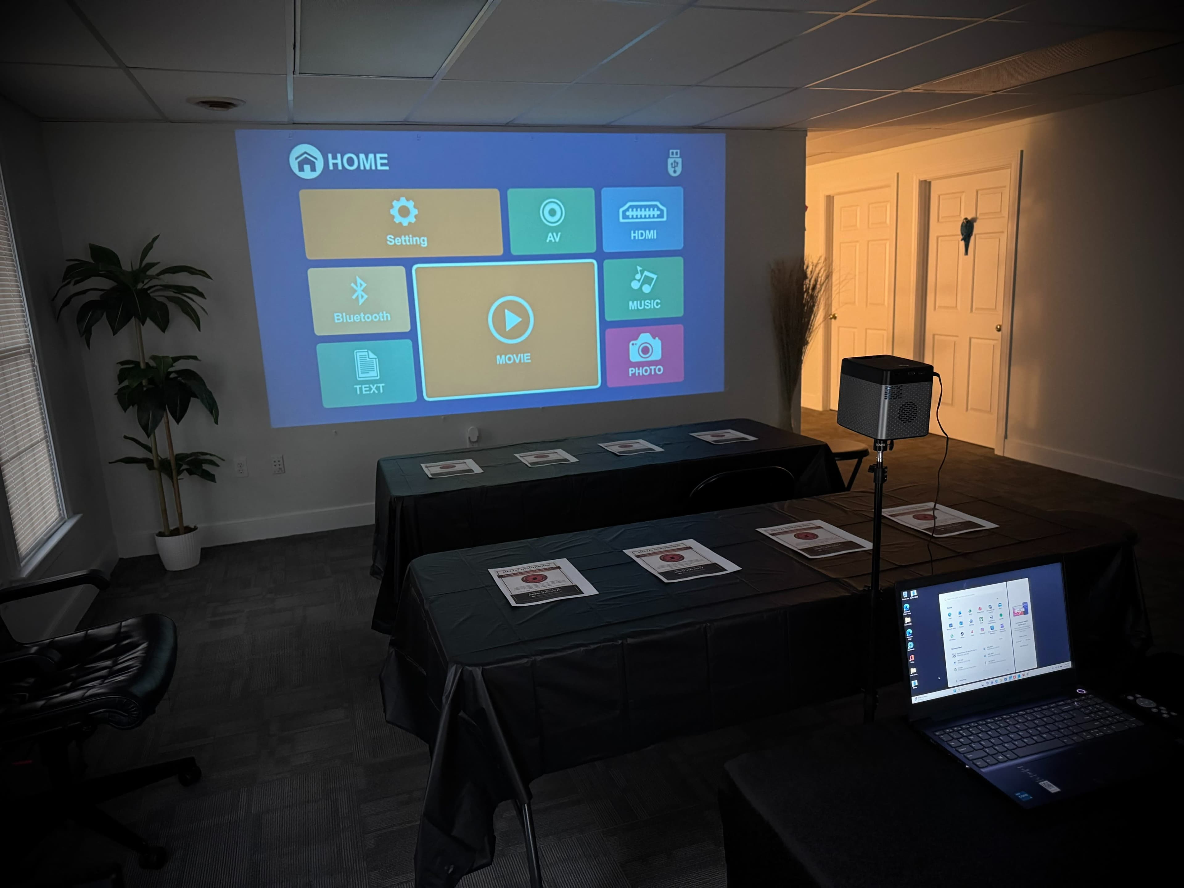 Cozy and Comfortable Suburban Meeting Space Near Interstate and Near Downtown Image in Mechanicsville, Mechanicsville, VA