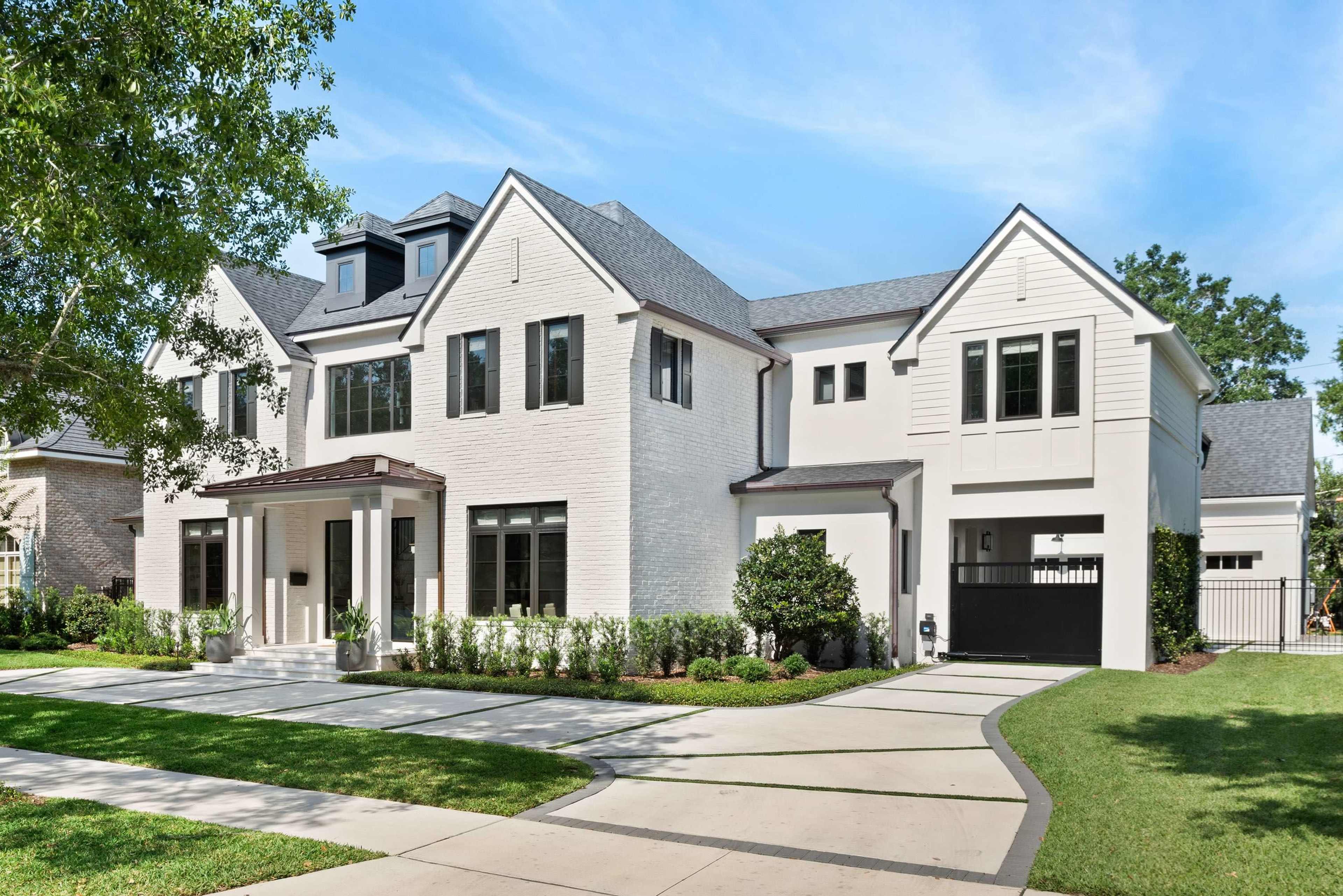Modern tutor home with California casual interior close to downtown Image in Rose Isle, Orlando, FL