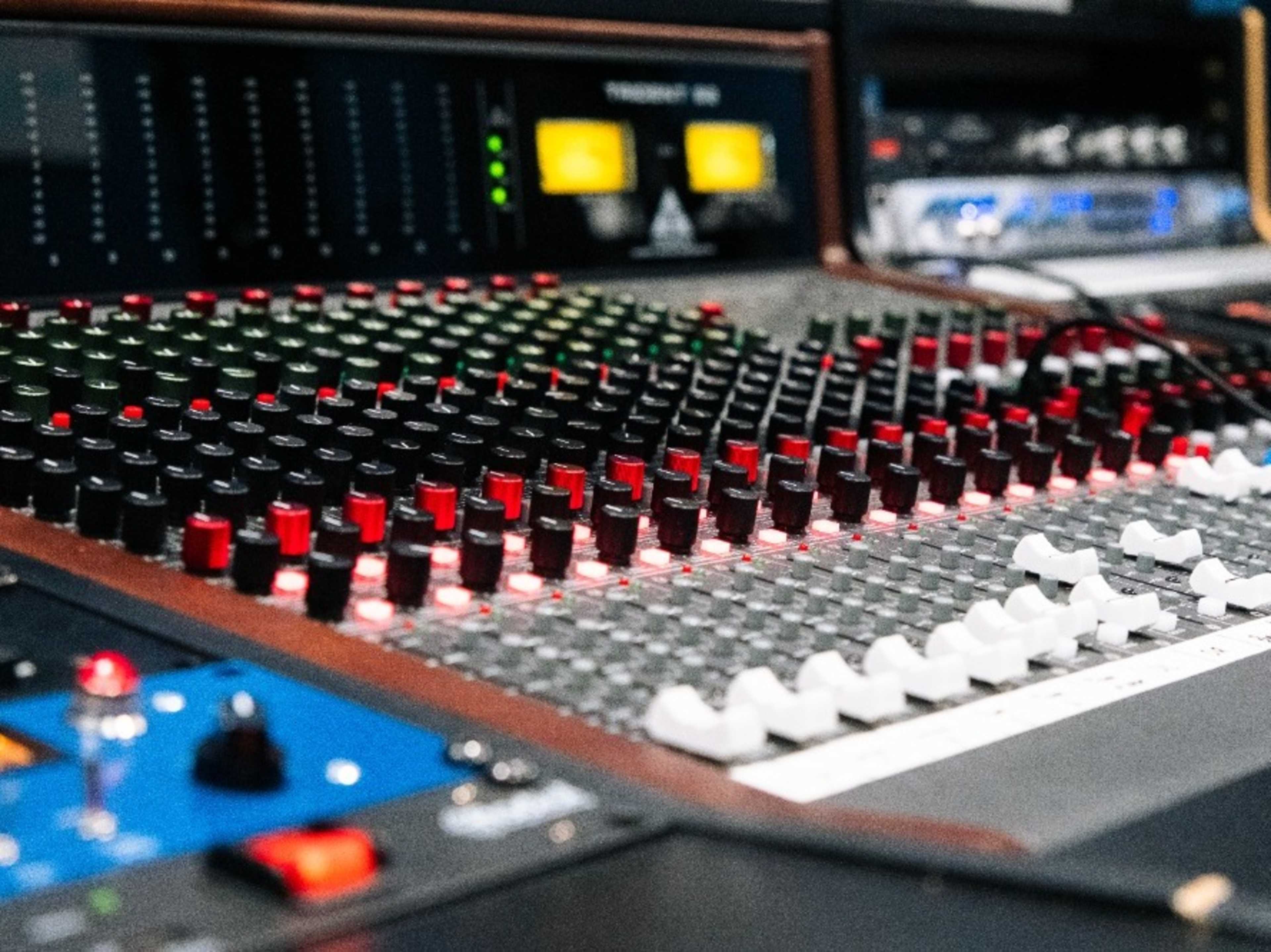 Studio Engineer