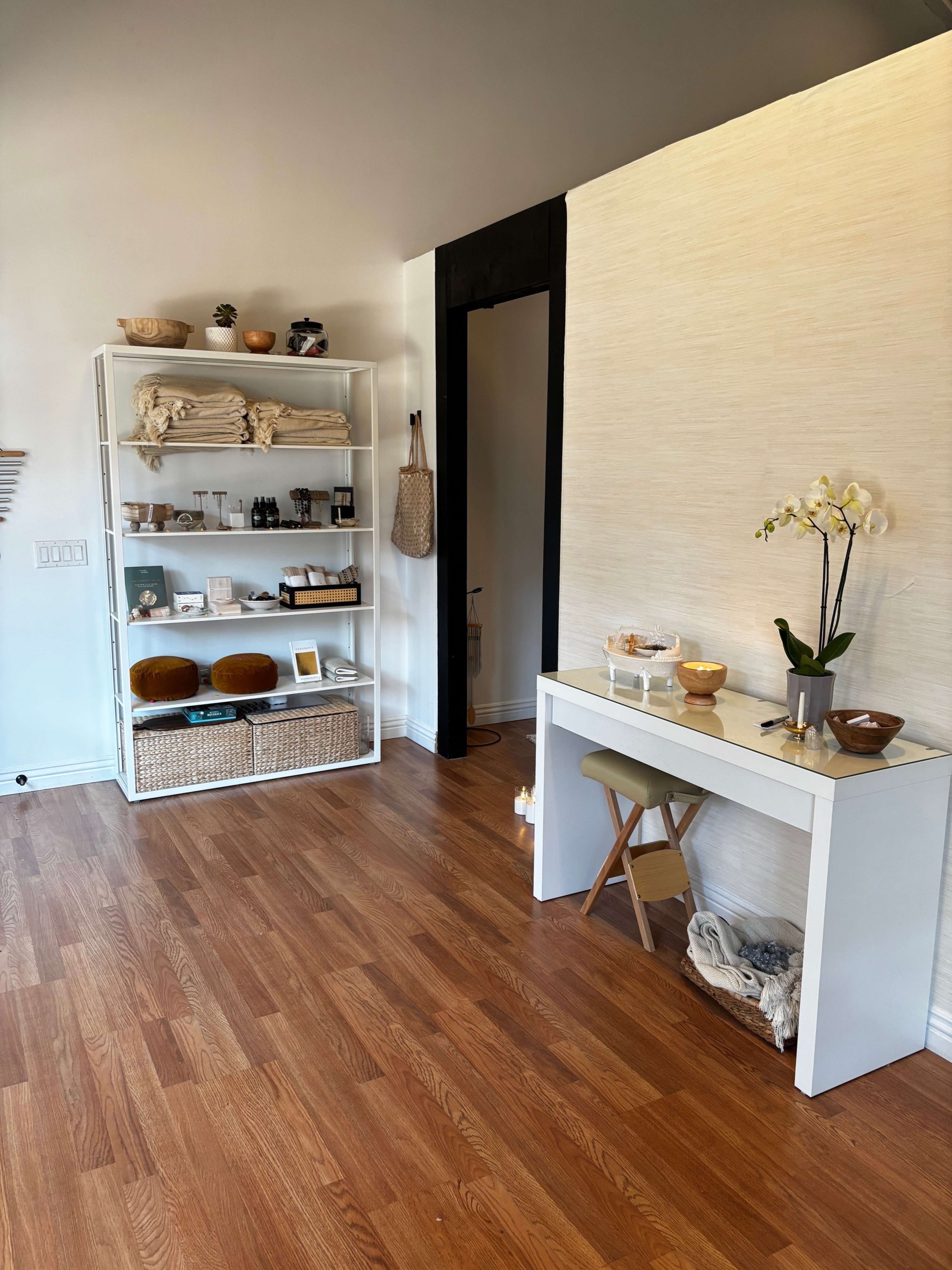 Tranquil Studio in the Heart of Agoura Hills Image in Agoura Hills, Agoura Hills, CA
