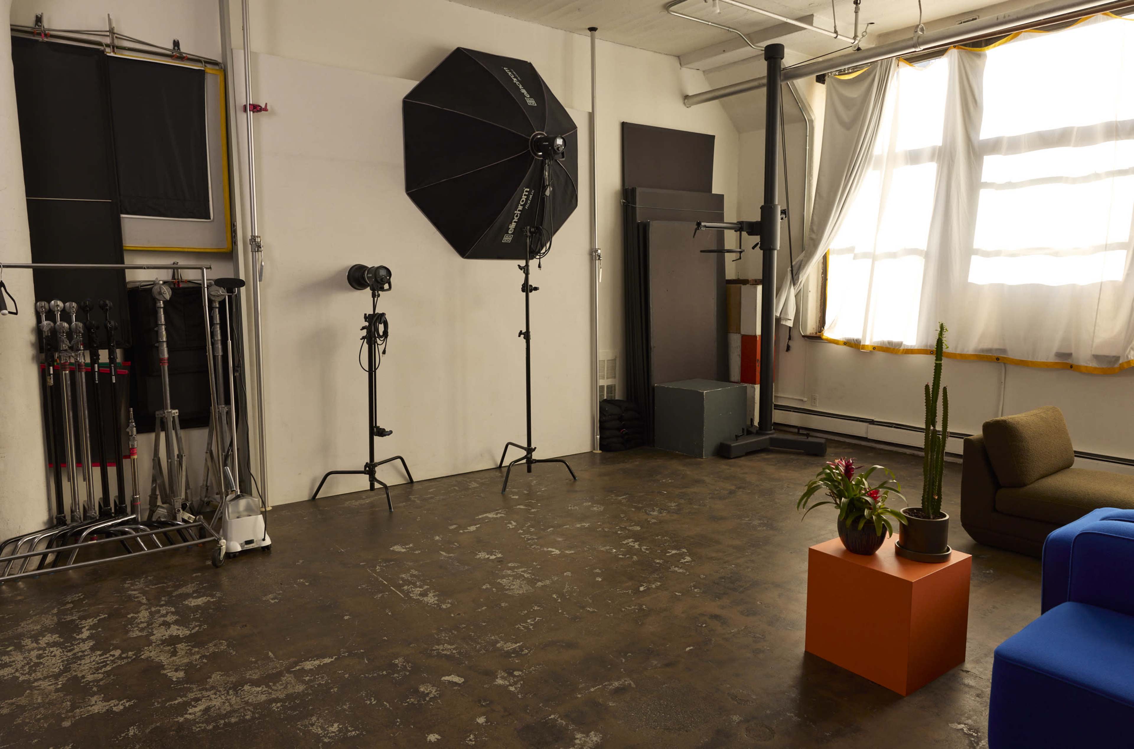 Beautiful Natural Light Studio in the Heart of Williamsburg Image in Williamsburg, Brooklyn, NY