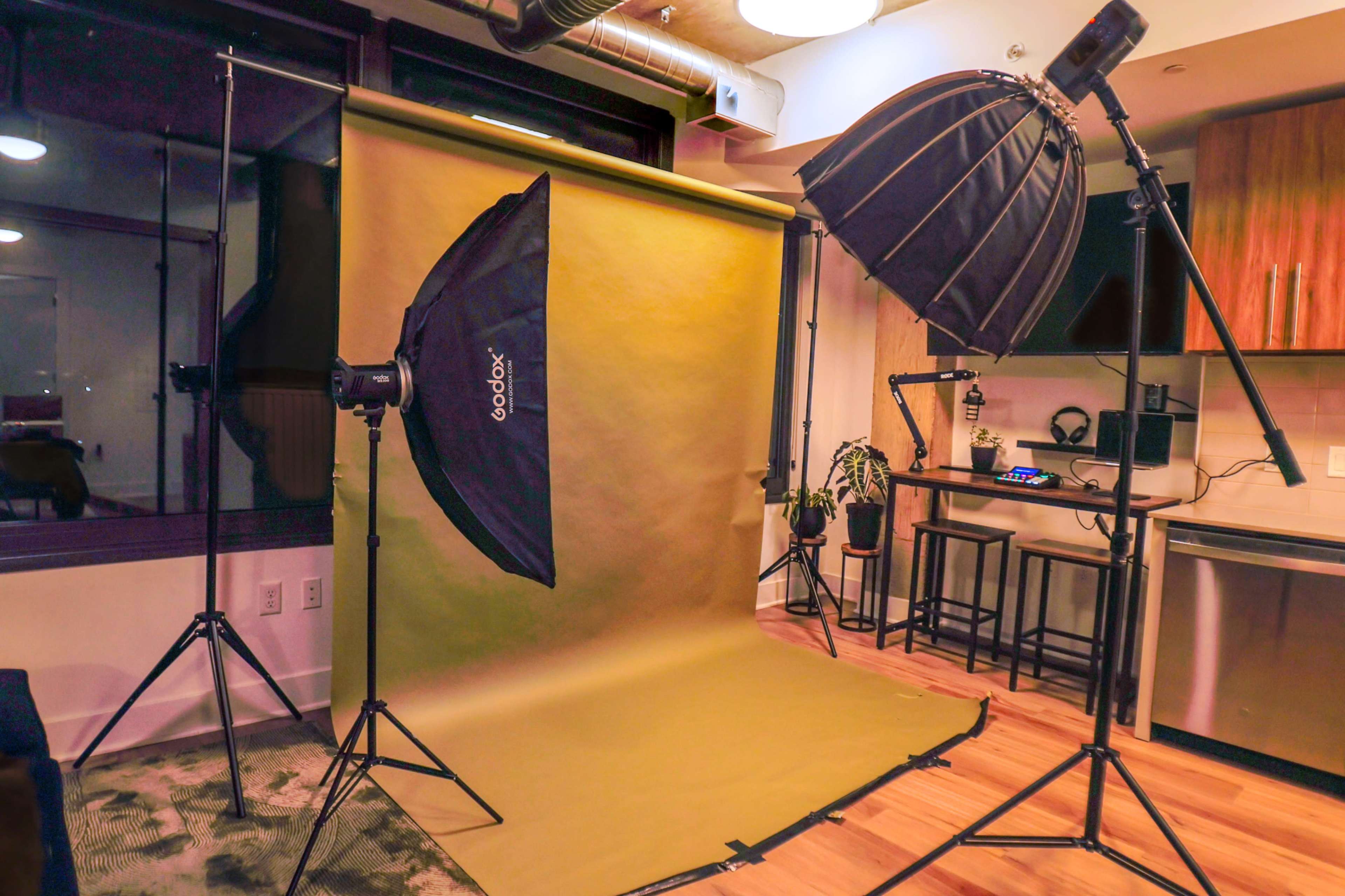 Photography and Content Loft with Podcast Space Image in Bailey's Crossroads, falls church, VA